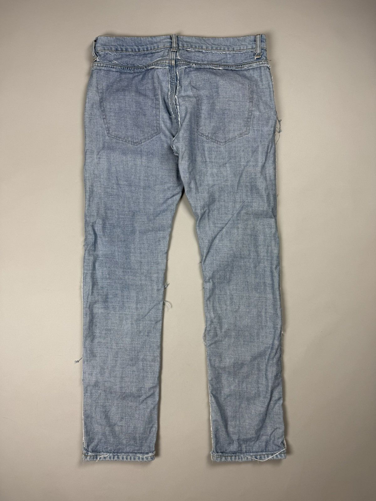 H&M × Maison Margiela Maison Margiela H&M Men’s Reverse Denim Inside-Out Jeans Size US 32 / EU 48 - 18 Thumbnail