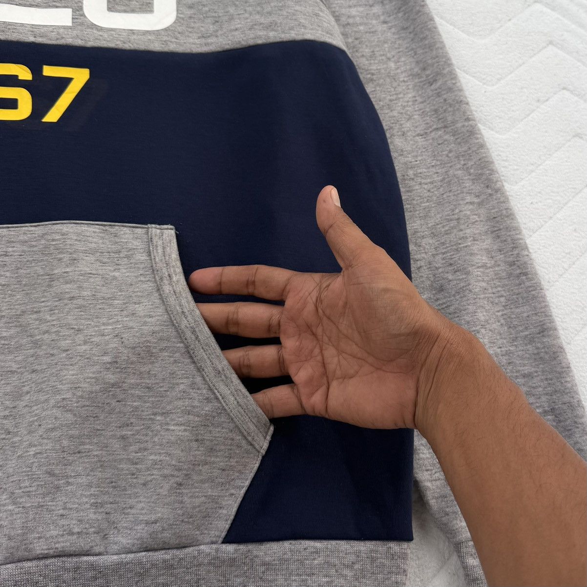 Polo Ralph Lauren Polo Ralph Lauren RL-67 Hoodie Grey Navy Colorblock Big Logo Size US XL / EU 56 / 4 - 4 Thumbnail