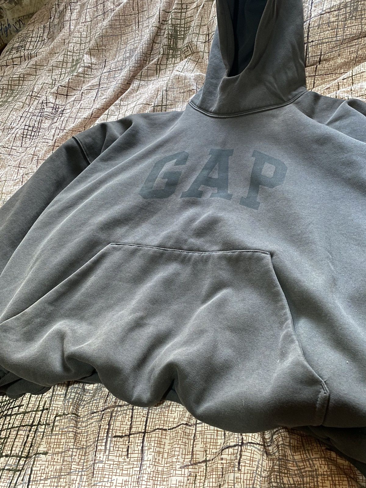 Balenciaga × Gap × Kanye West 🕊️BNWT Yzy Yeezy Gap Balenciaga Dove Gray hoodie Size US L / EU 52-54 / 3 - 22 Thumbnail