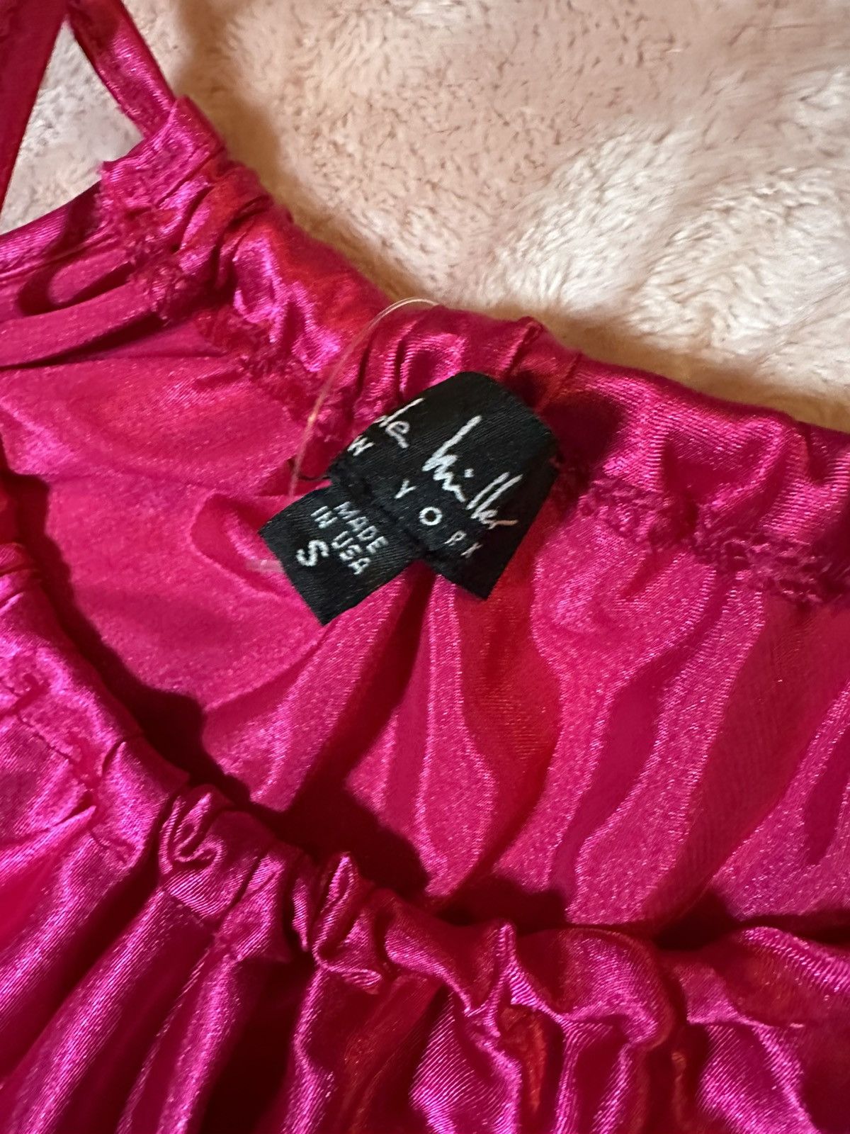 Nicole Miller NWT Nicole Miller New York Pink Soft Satin Tank Top Size S Size S / US 4 / IT 40 - 2 Thumbnail