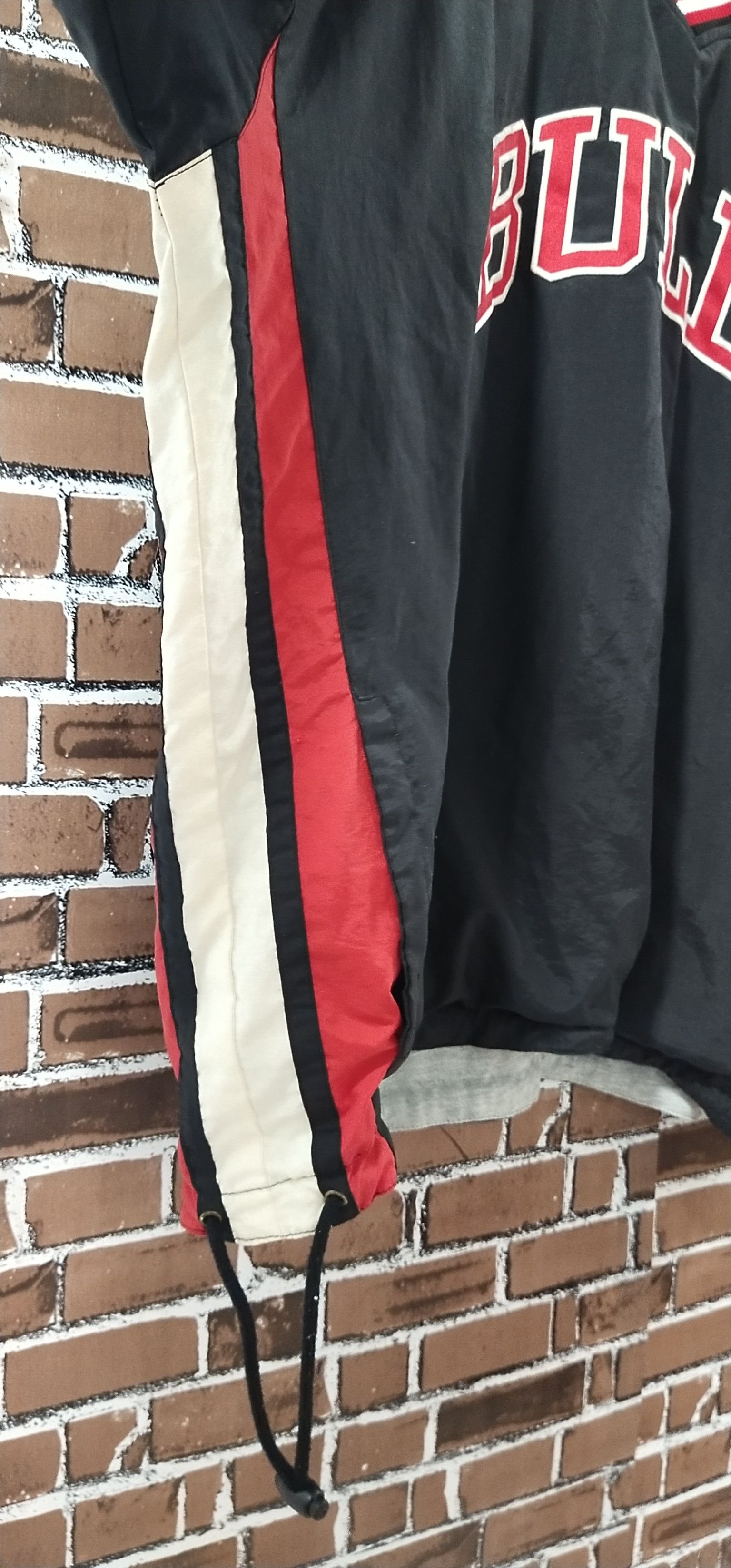 👺Final Drop Rare 2 in 1Sweater Chicago Bulls x Starter