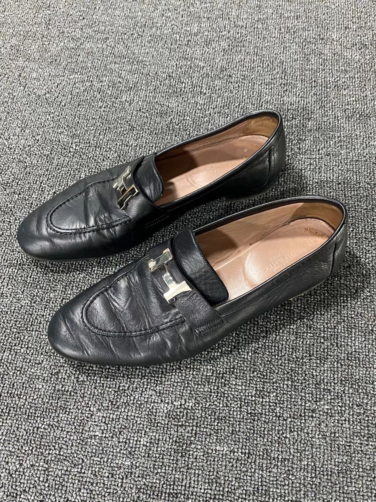 Hermes HERMES Black Leather Loafer 95 39 Size US 6 / EU 39 - 1 Thumbnail