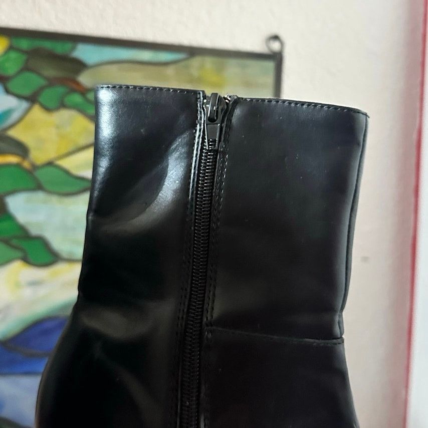 Other wild diva black white racer stripe stiletto boots Size US 7 / IT 37 - 3 Thumbnail