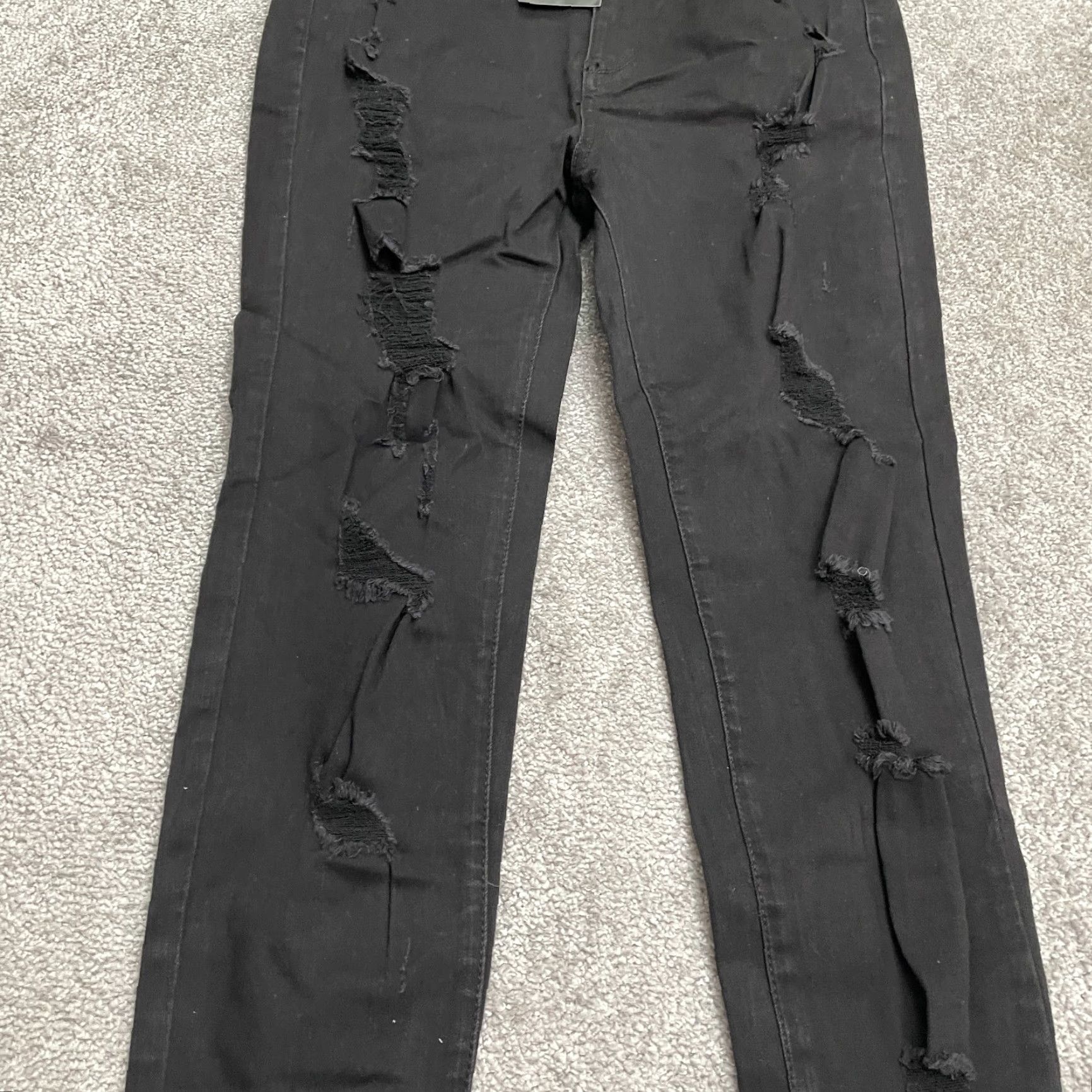 Fashion Nova Fashion Nova Zephyr High Rise Jegging Jeans Junior 11 Black Distressed NWT 30x27 Size 32" / US 10 / IT 46 - 4 Thumbnail