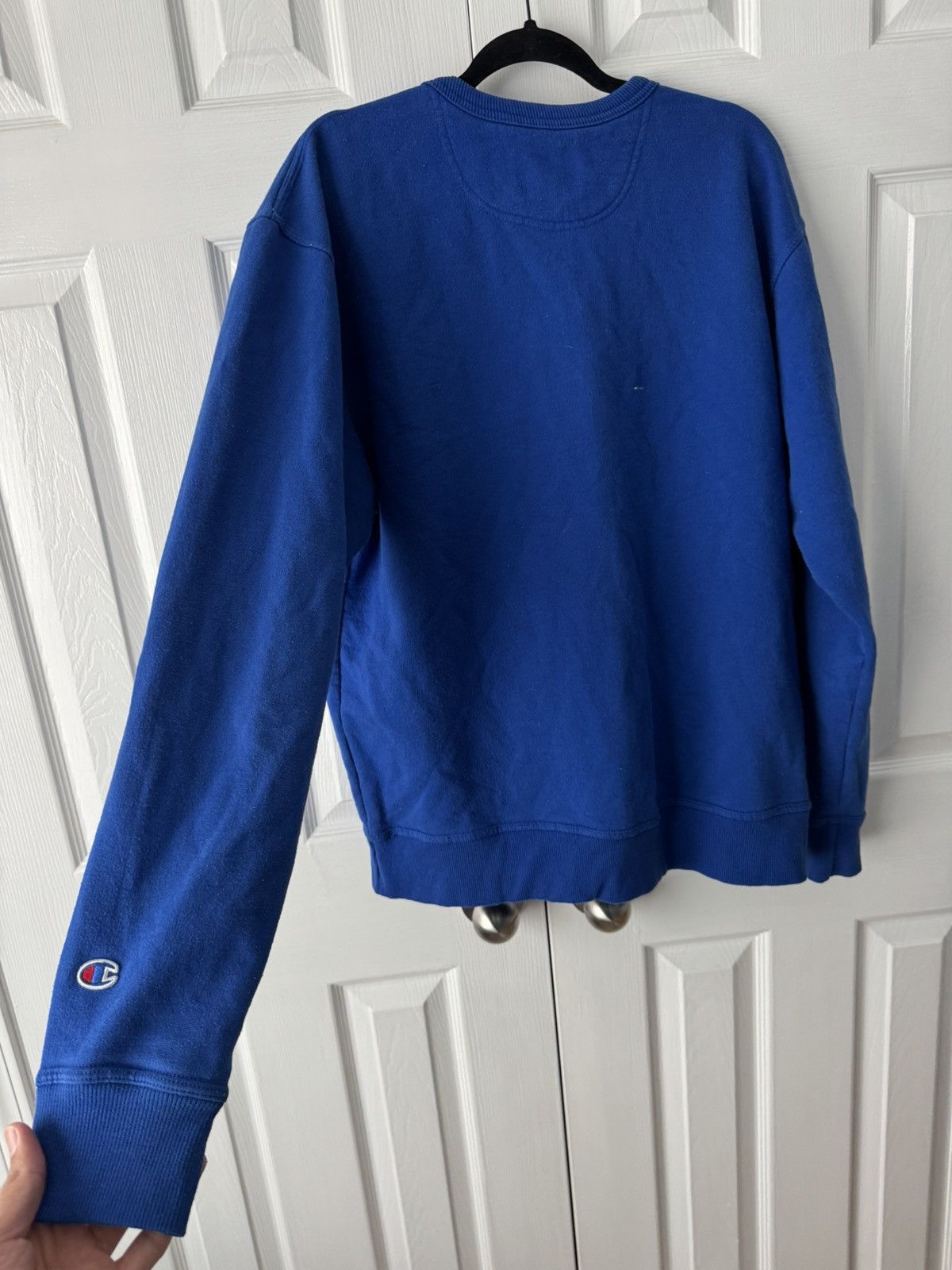 Champion Champion Cobalt Blue Crewneck Sweatshirt L Size US L / EU 52-54 / 3 - 5 Thumbnail