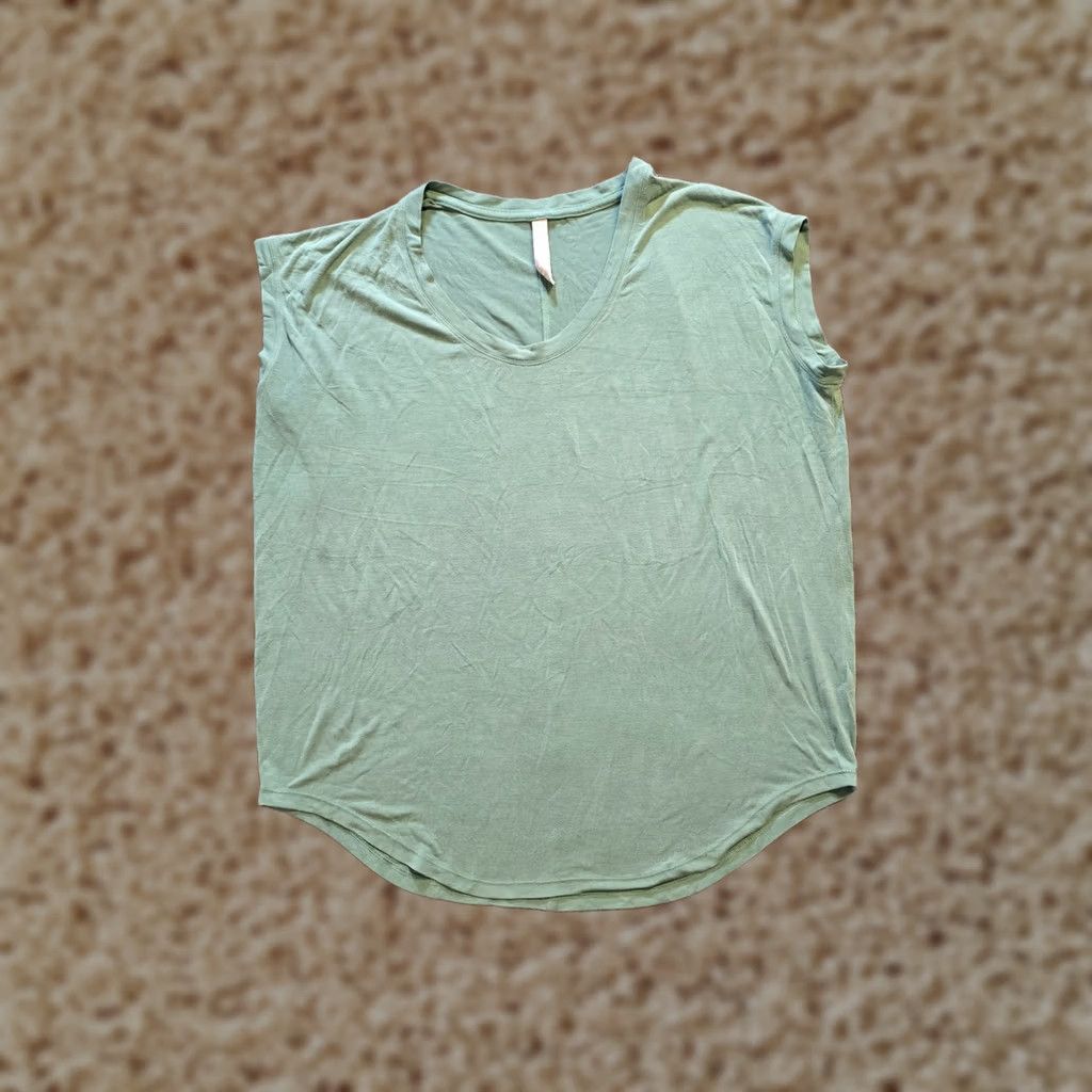 Athleta Athleta Top Womens Size Medium Green Boxy Short Sleeve Tee Modal Capsule Casual Shirt Size M / US 6-8 / IT 42-44 - 1 Thumbnail