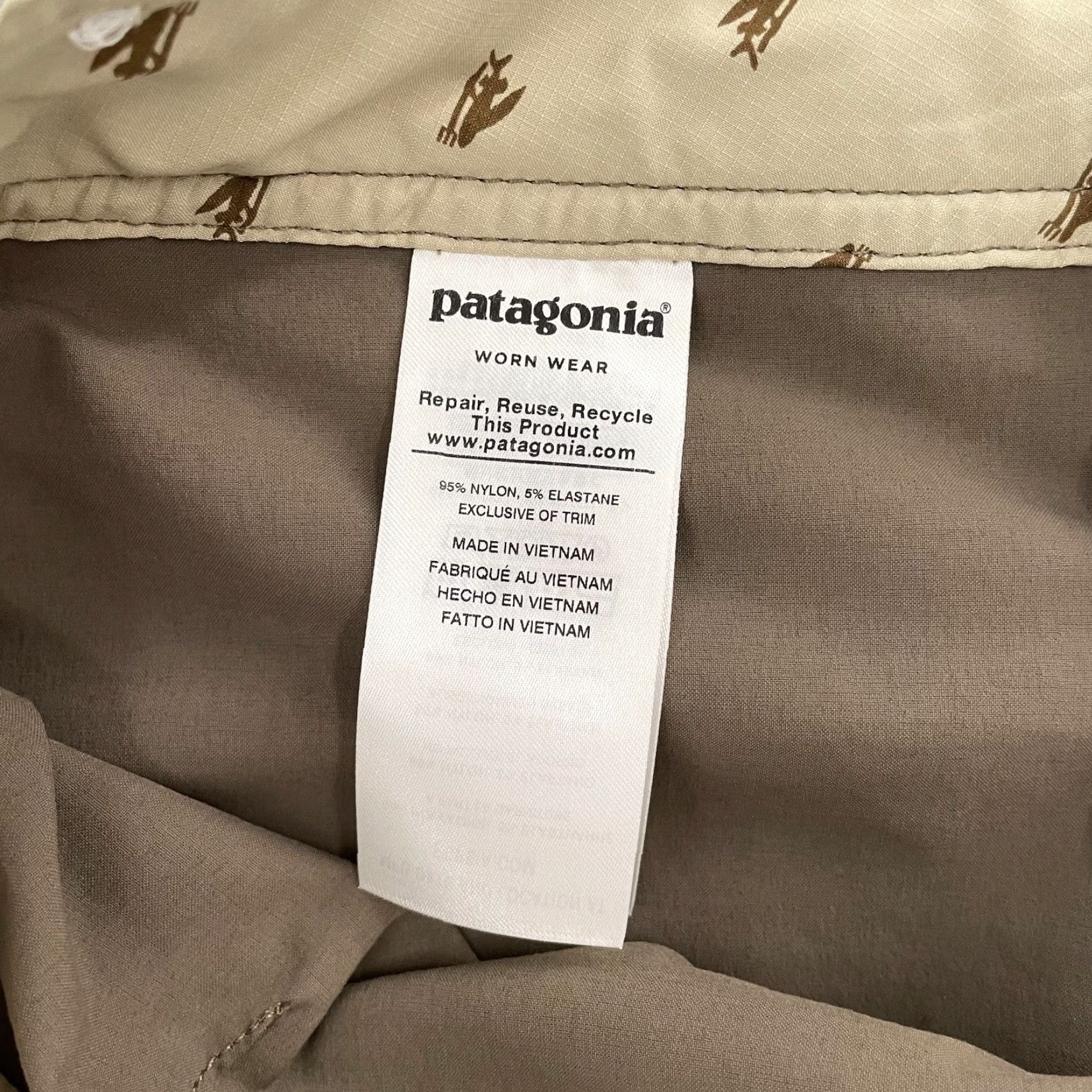 Patagonia Patagonia Shorts Adult 34 Brown Swim Trunks Lightweight Board Outdoors Logo Mens Size US 34 / EU 50 - 7 Thumbnail