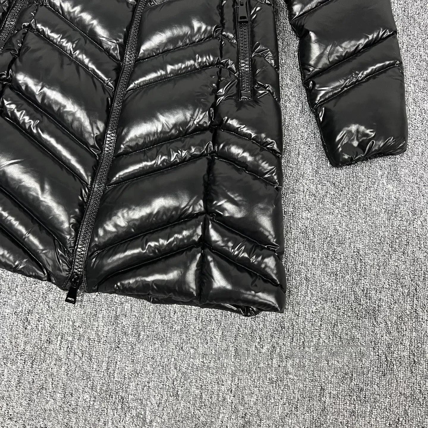 Moncler Moncler size 2 Fulmar's popular medium-length down jacket w Size US M / EU 48-50 / 2 - 5 Thumbnail