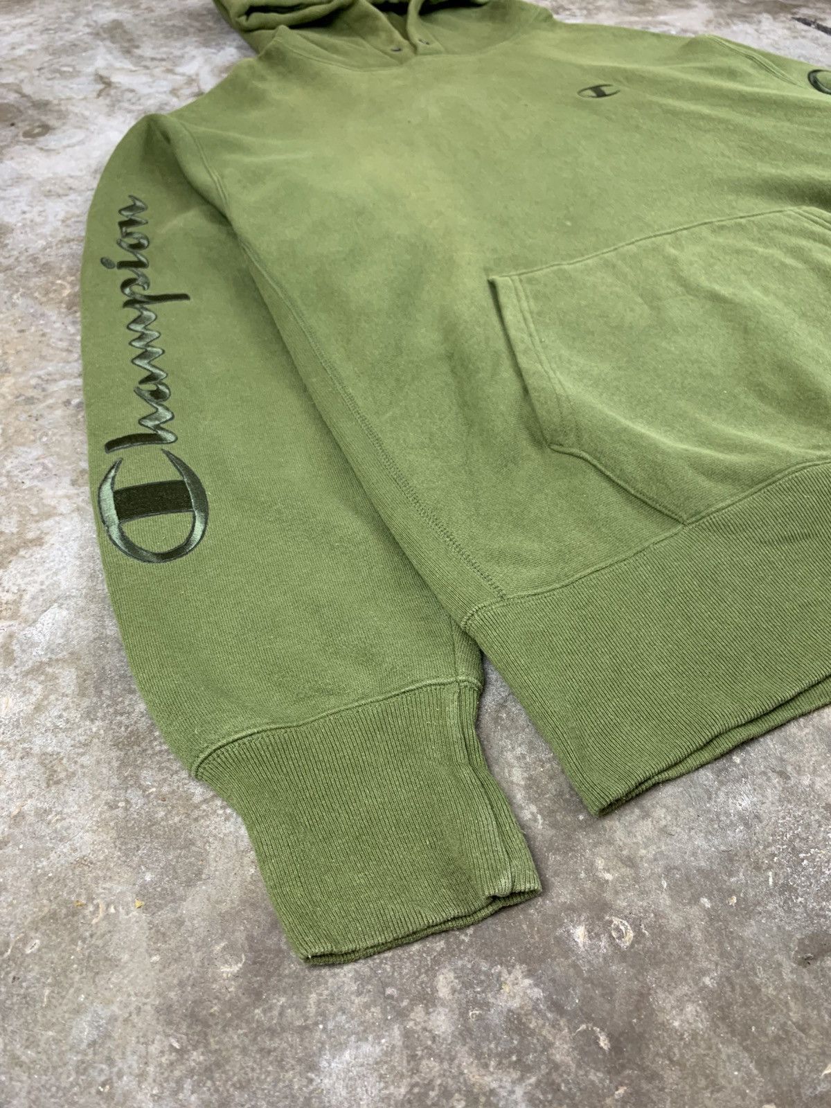 Champion Vintage Champion Reverse Weave Spell Out Pullover Hoodie Size US XL / EU 56 / 4 - 9 Thumbnail