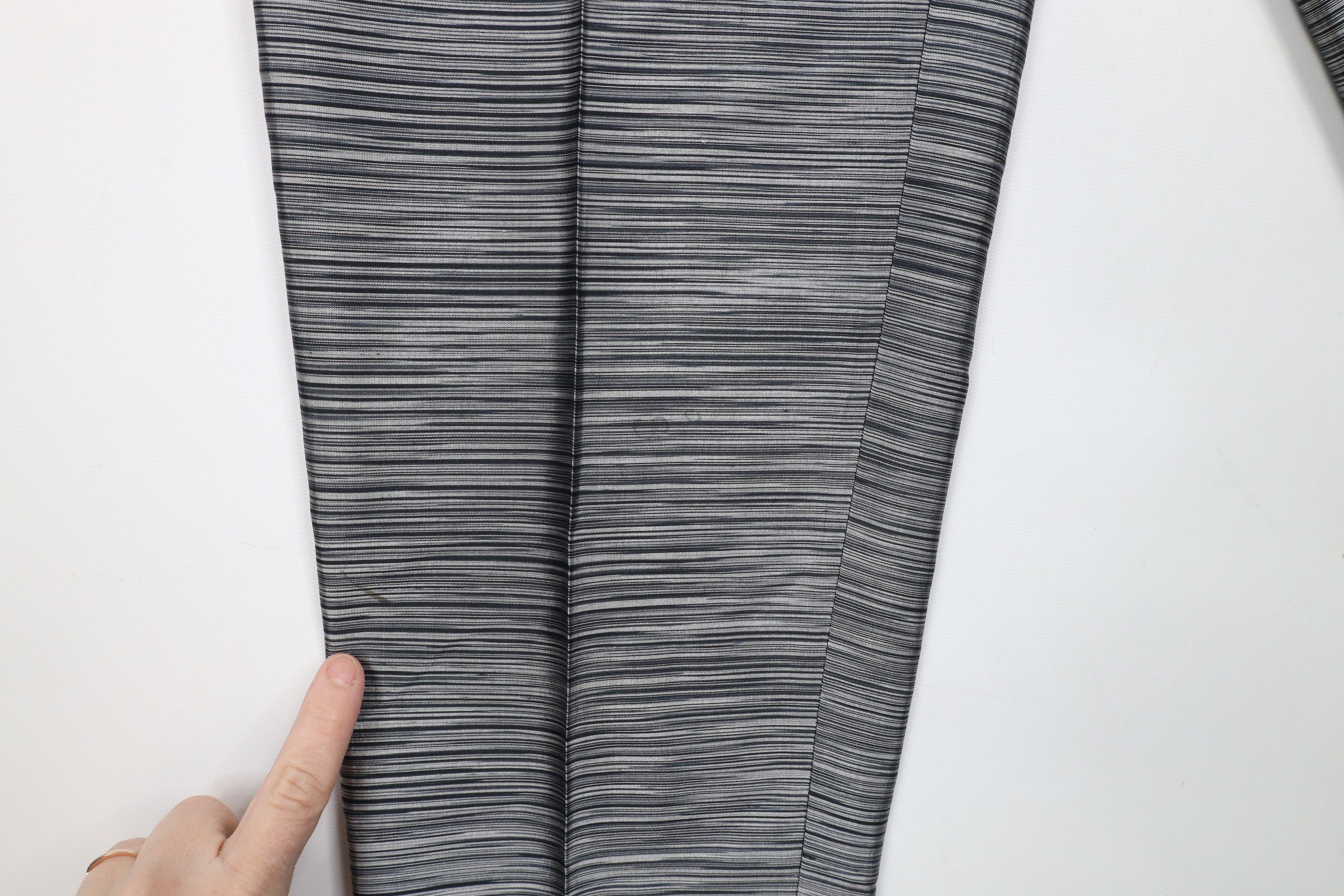 Vintage Vintage 90s Streetwear Silk Tapered Leg Suit Pants Gray Size 30" / US 8 / IT 44 - 5 Thumbnail
