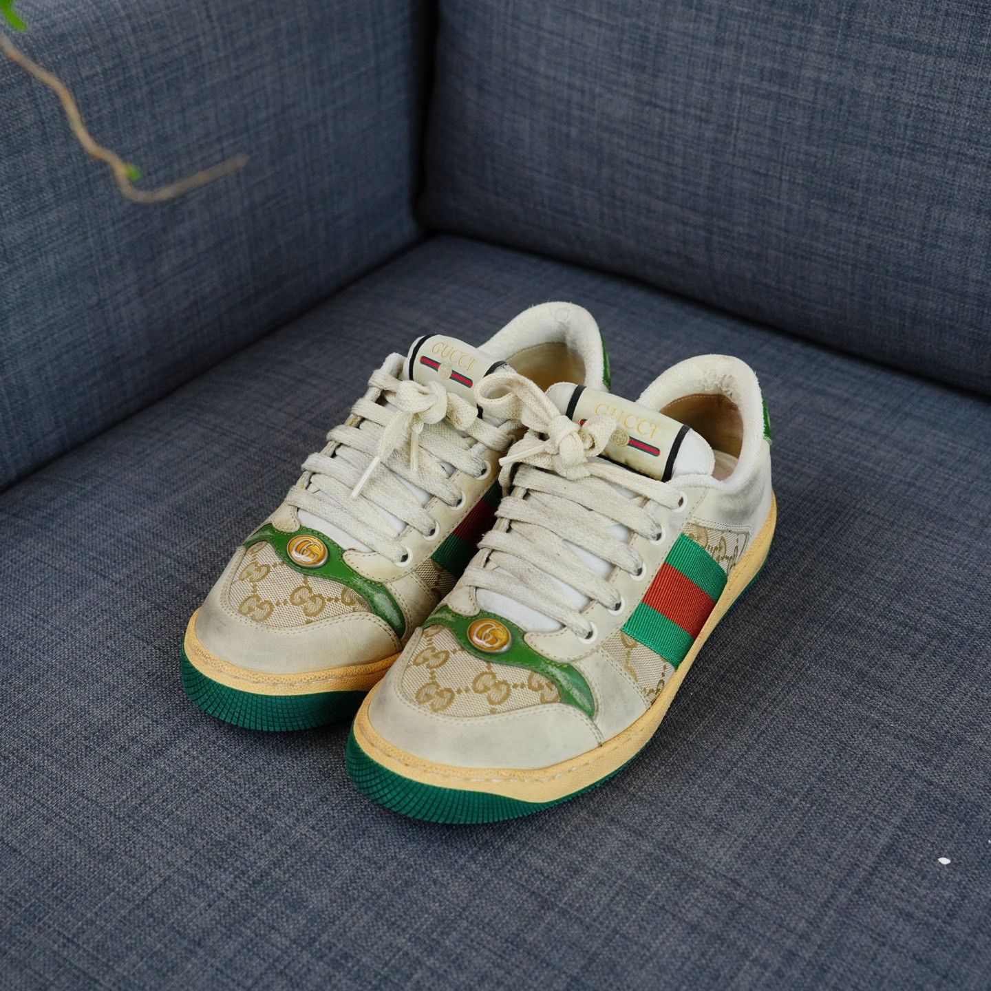Gucci Gucci Distressed Green Lowtop Sneakers us_9 Women Size US 9 / IT 39 - 1 Thumbnail