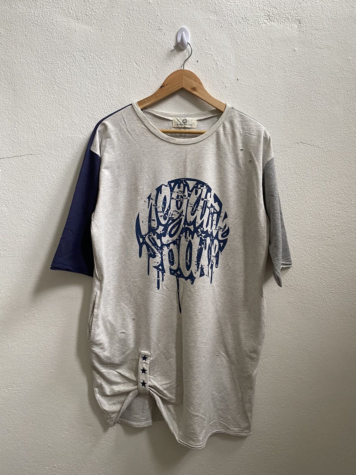 DESIGNER WORLD WIDE LOVE SHIRT VERY RARE