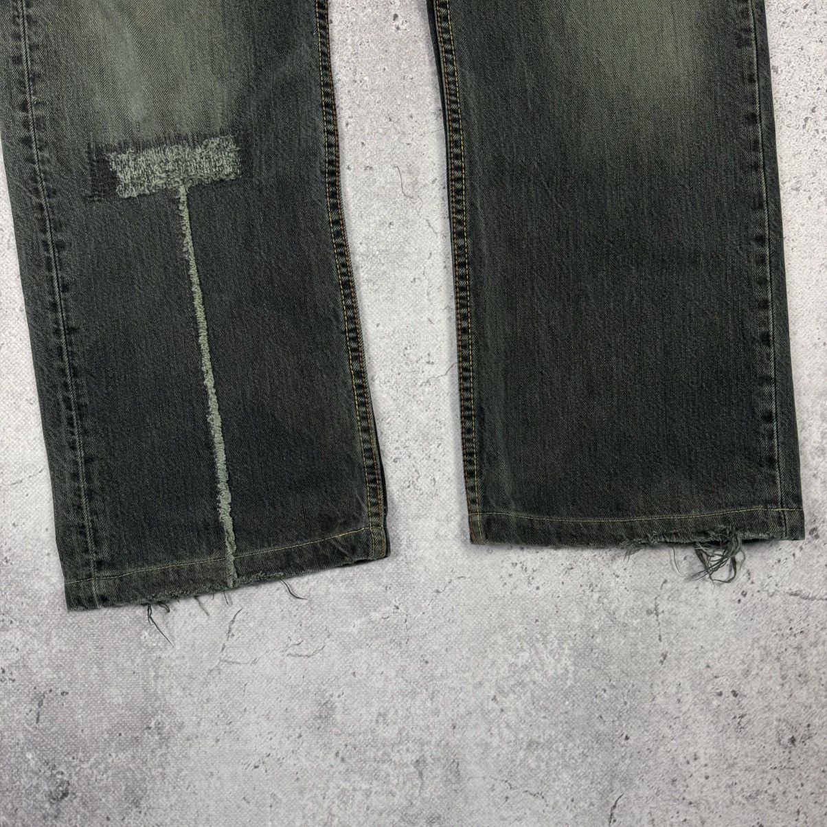 Japanese Brand × Levi's × Vintage Vintage Levi’s 501 Distressed Faded Grunge Avant Garde Jeans Size US 32 / EU 48 - 4 Thumbnail