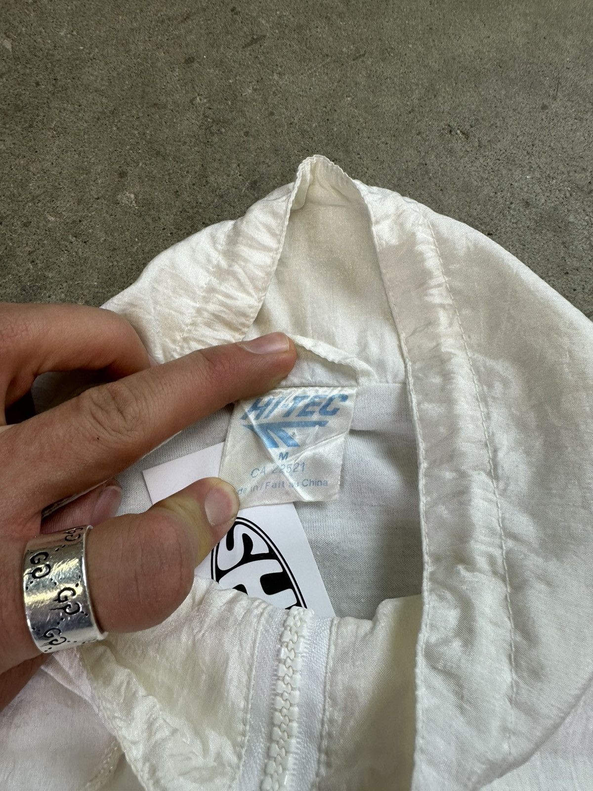 Vintage Vintage White Windbreaker Medium Hi Tec 90s Baggy Zip Up Size US M / EU 48-50 / 2 - 3 Thumbnail