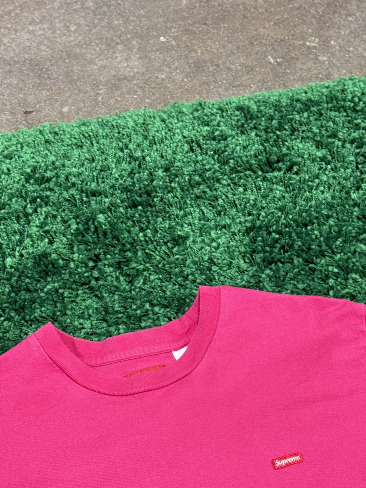 Supreme Supreme Small Box Tee SS18 Magenta / Pink Medium NY Size US M / EU 48-50 / 2 - 3 Thumbnail