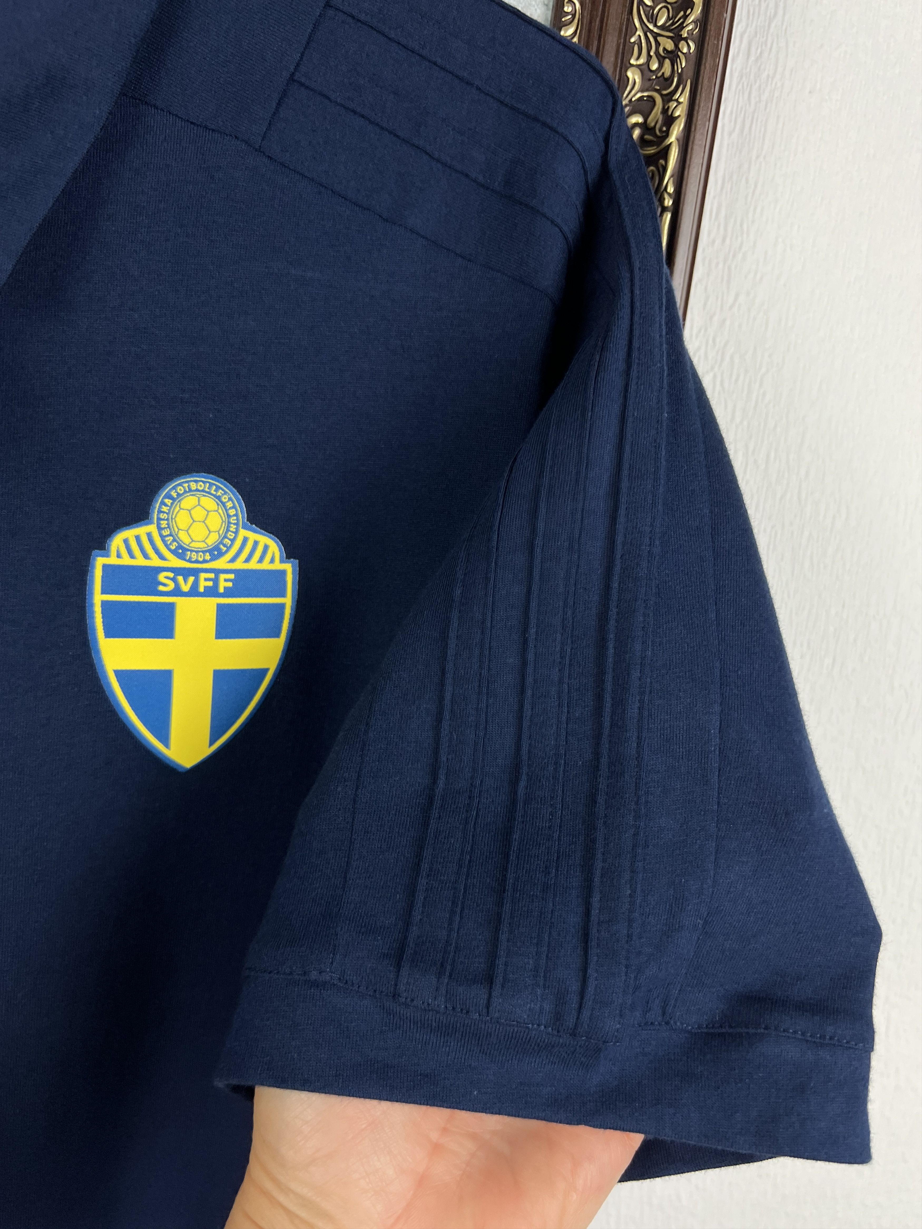 Adidas Adidas Sweden Football Train Polo Shirt Soccer Jersey Trikot Size US L / EU 52-54 / 3 - 4 Thumbnail