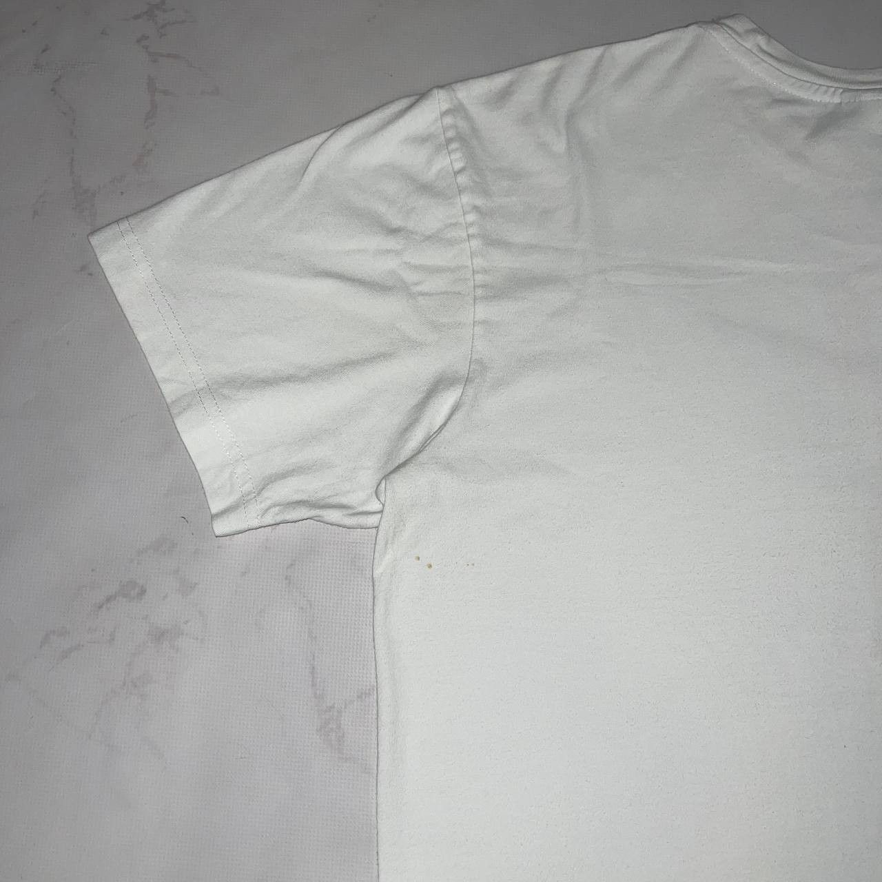 Nike Nike vintage big red swoosh white tee shirt size L Size US L / EU 52-54 / 3 - 14 Thumbnail