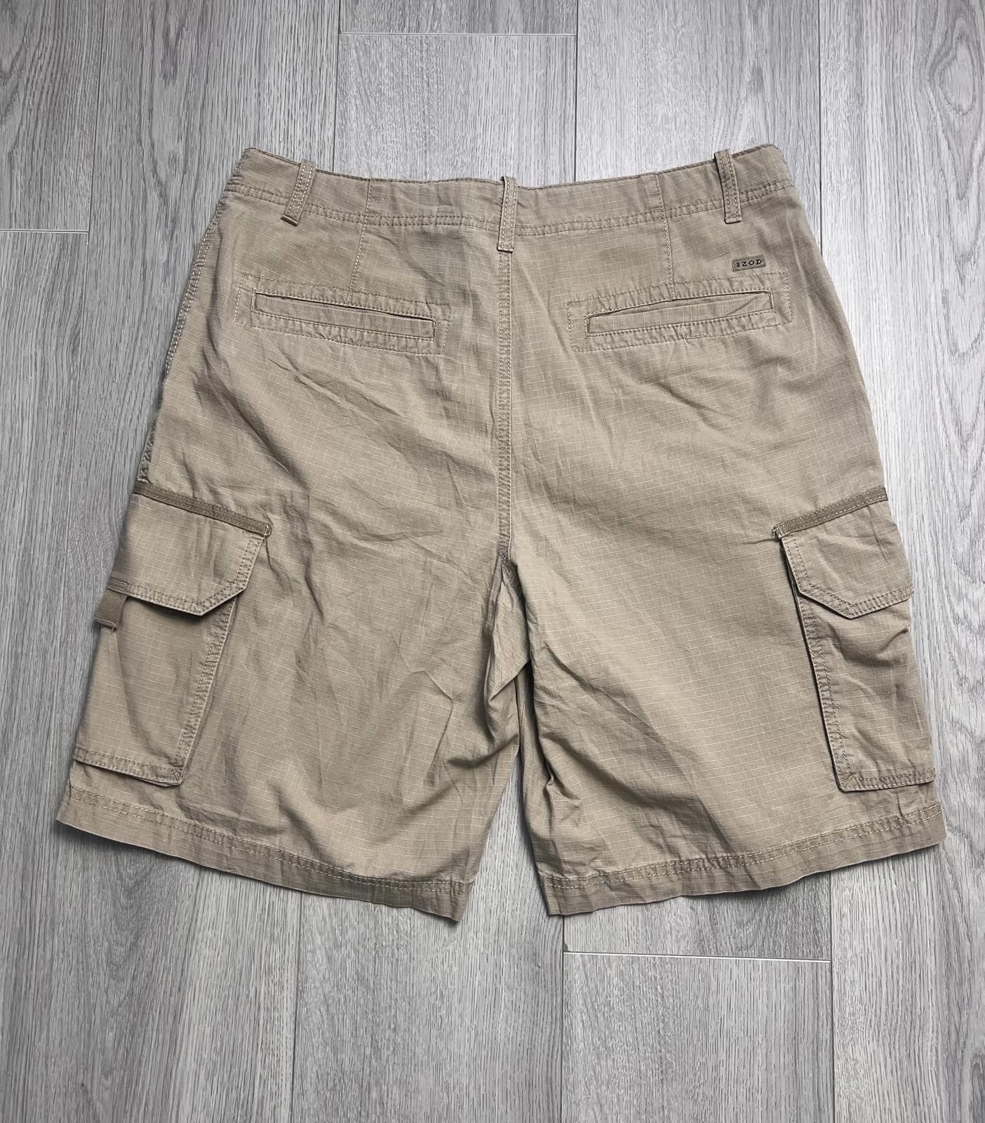 Izod Vintage IZOD Cargo Shorts Size US 34 / EU 50 - 4 Thumbnail