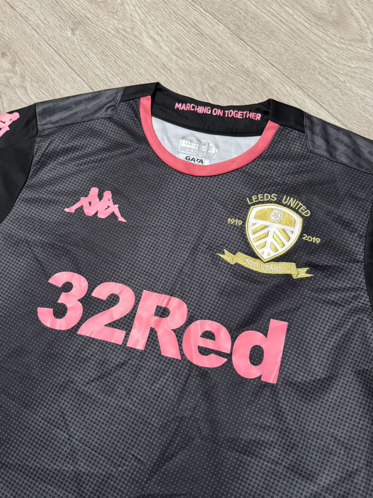 Kappa 🔷Kappa Leeds United 2019/20 Soccer jersey🔷 Size US L / EU 52-54 / 3 - 3 Thumbnail