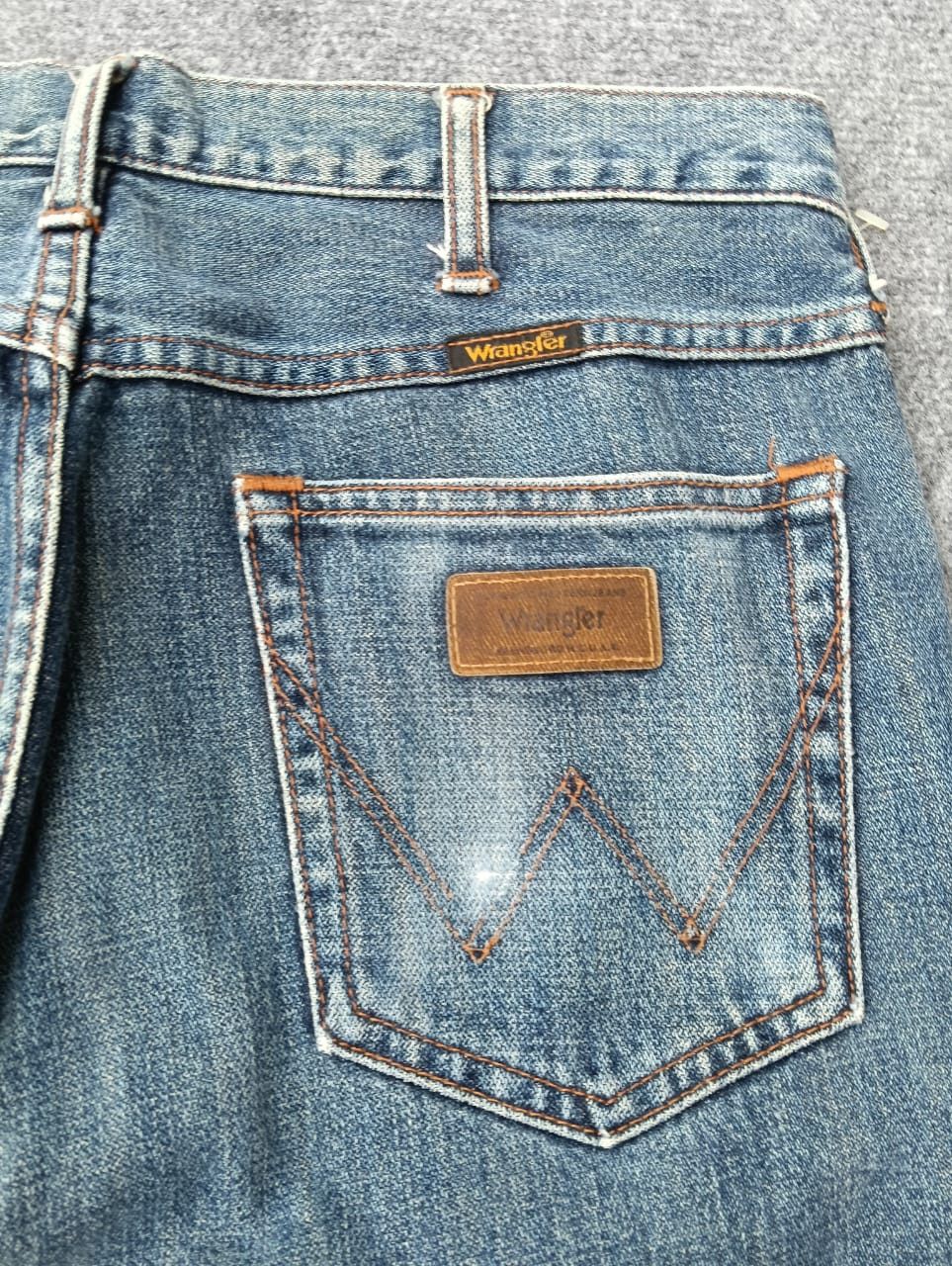 Wrangler Flare Vintage Wrangler Denim jeans. Size US 31 - 9 Thumbnail