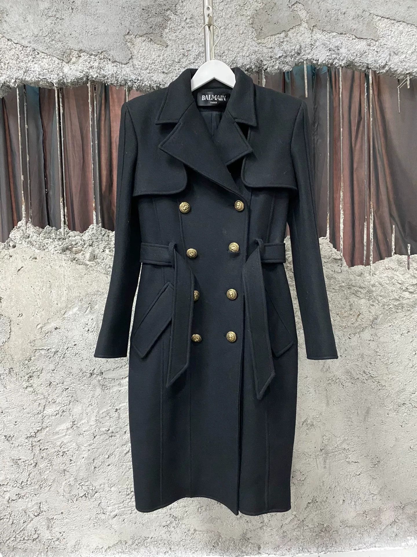 Balmain balmain gold-button wool coat size 36 Size US S / EU 44-46 / 1 - 1 Thumbnail
