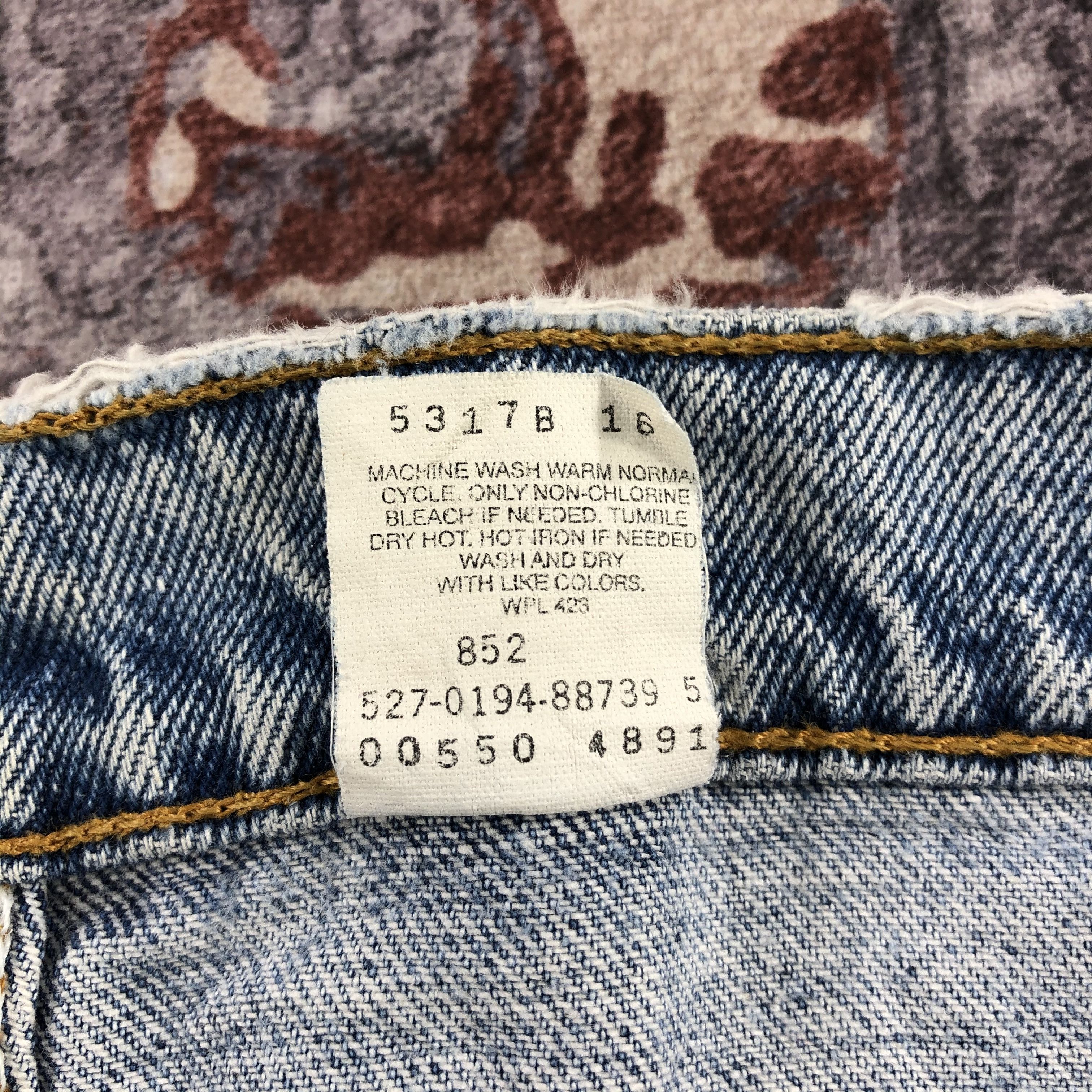 Levi's × Vintage Vintage 90s Light Wash Levis 550 Jeans-JM2606 Size US 33 - 13 Thumbnail