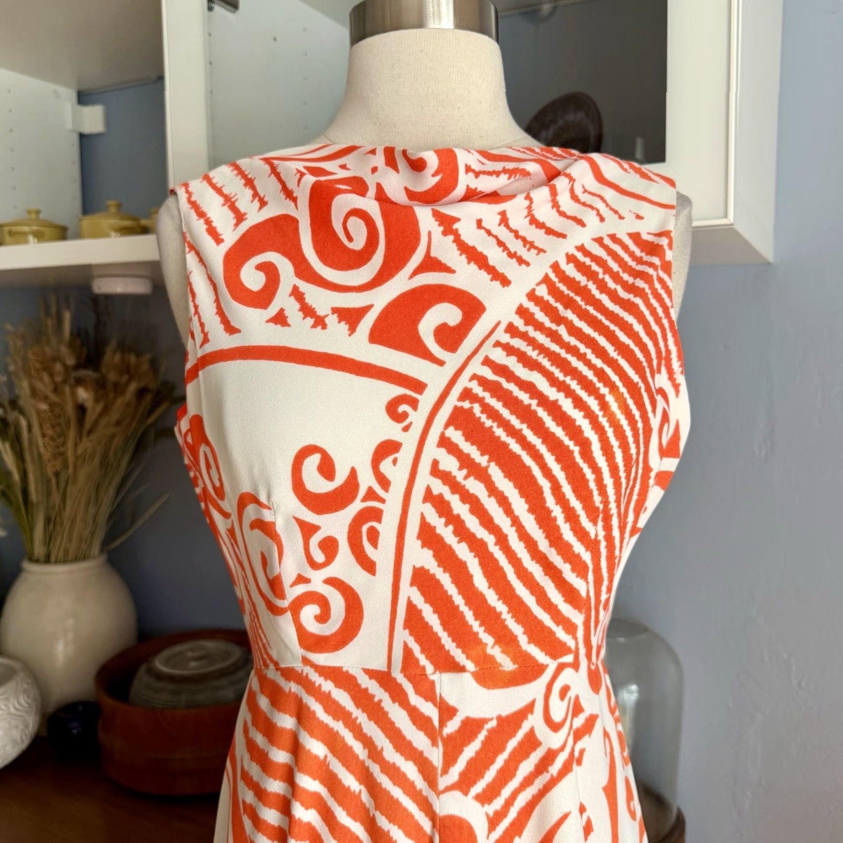 Avenue VINTAGE Young Dimension Saks Fifth Avenue Maxi Dress S/M Orange/White 70s Psychedelic Retro Sleeveless V-Neck Pullover Long Dress Womens Boys? Size S / US 4 / IT 40 - 3 Thumbnail