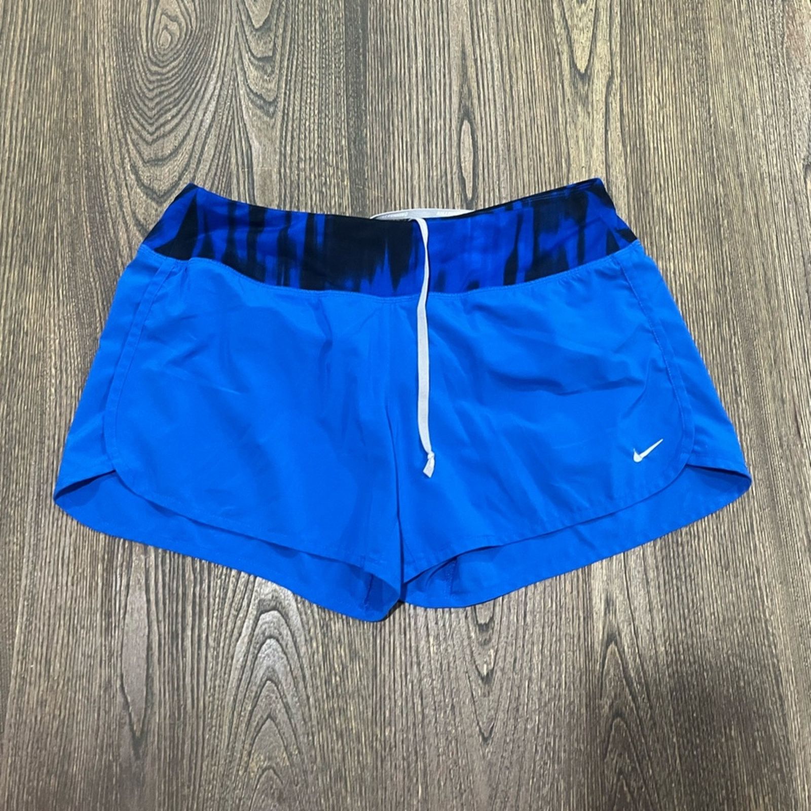 Nike Nike Womens Dri Fit Running Shorts Mid Rise Elastic Sz M Size 28" / US 6 / IT 42 - 1 Thumbnail