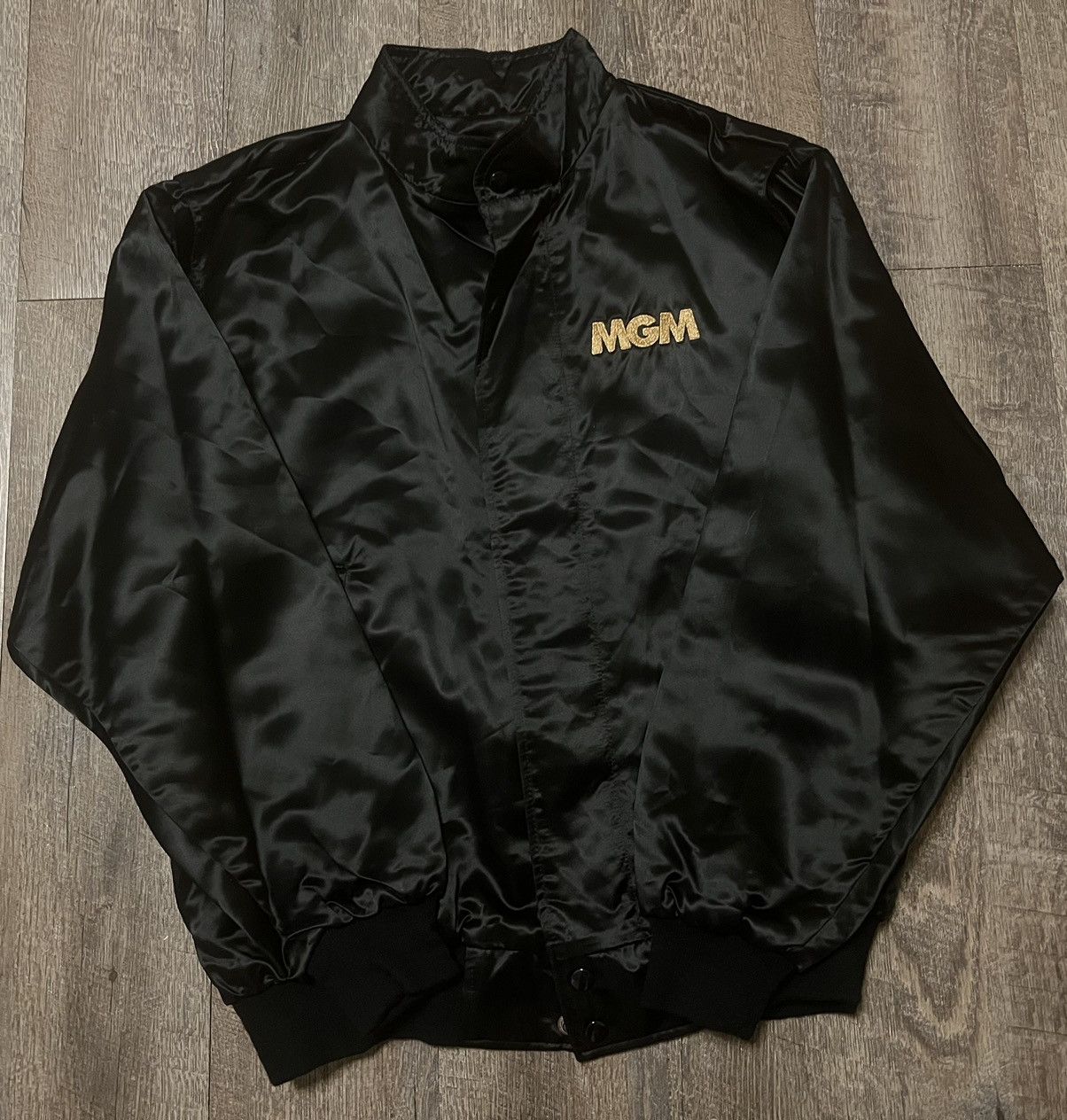 Other Vintage MGM Grand Las Vegas Bomber Jacket Size Large Size US L / EU 52-54 / 3 - 3 Thumbnail