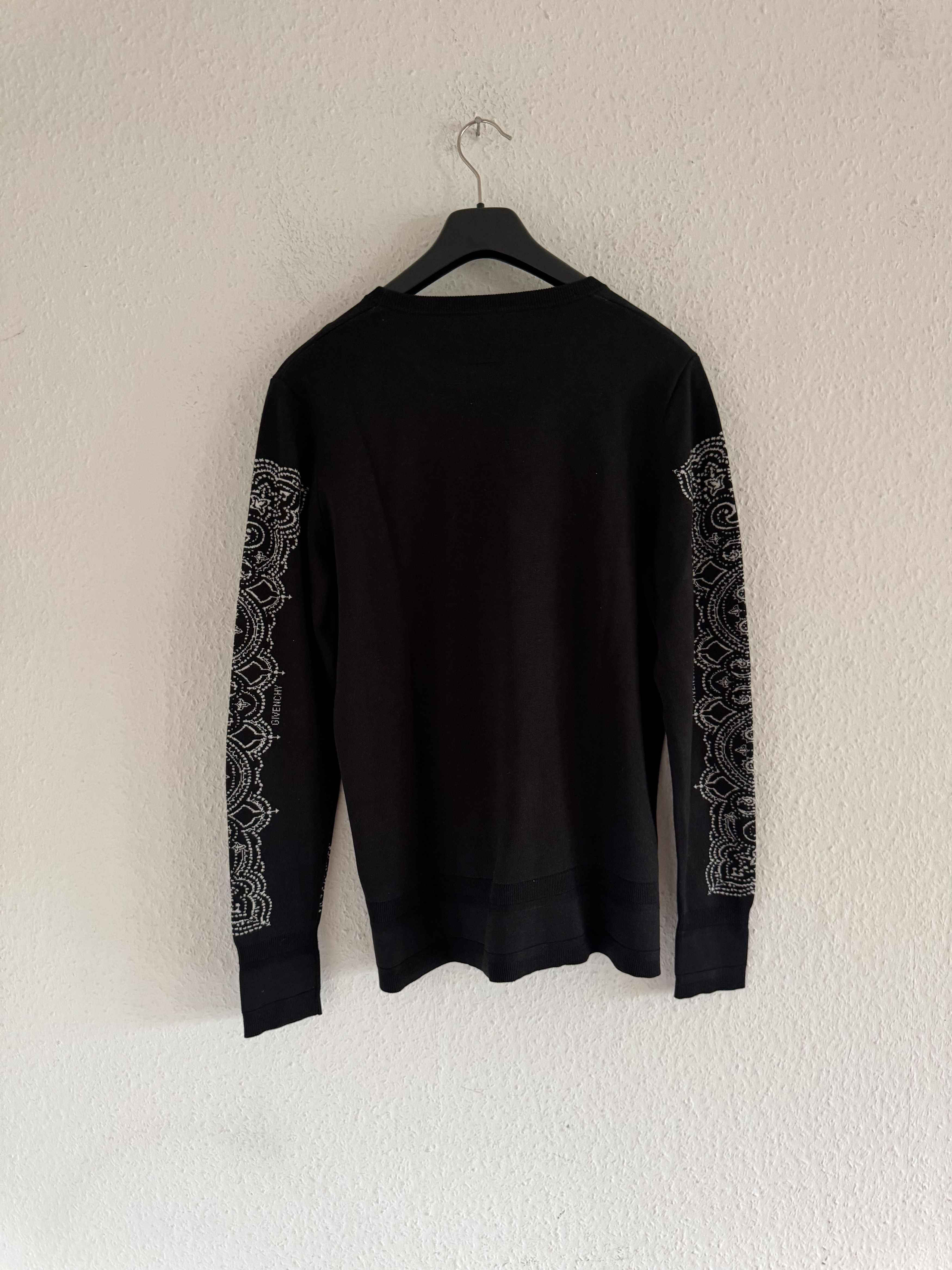 Givenchy Black White Paisley Silk Pullover Size US S / EU 44-46 / 1 - 10 Thumbnail