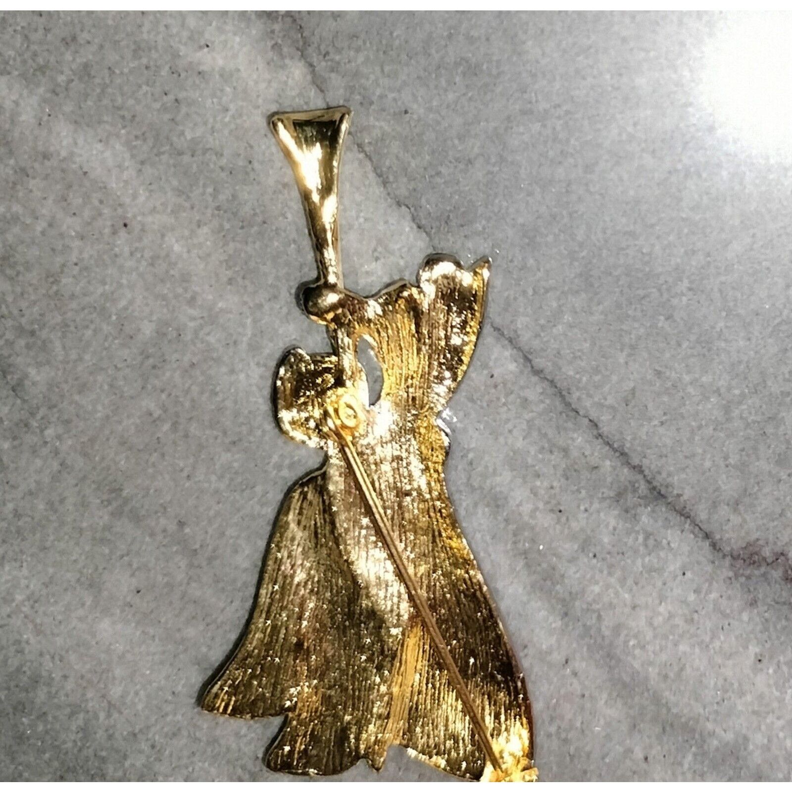 Liz Claiborne Liz Claiborne Angel Brooch Blowing Horn Silvertone Metal Pin Size ONE SIZE - 17 Thumbnail