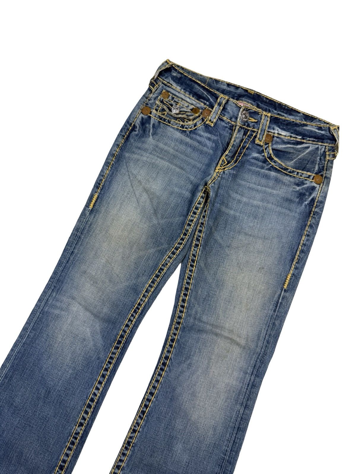 True Religion True religion Billy Super T yellow thread Size US 30 / EU 46 - 8 Thumbnail