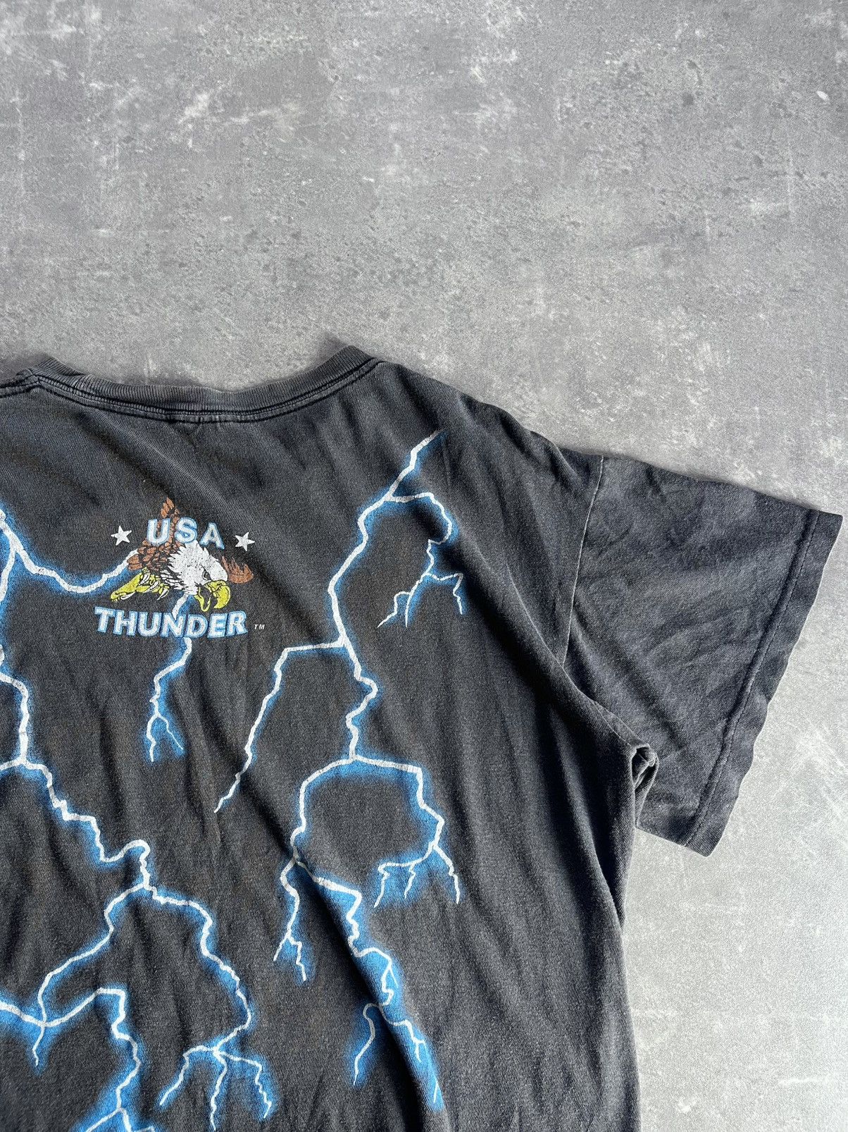Vintage USA American Thunder Vintage AOP Wolves Pack Tee M L Size US L / EU 52-54 / 3 - 10 Thumbnail