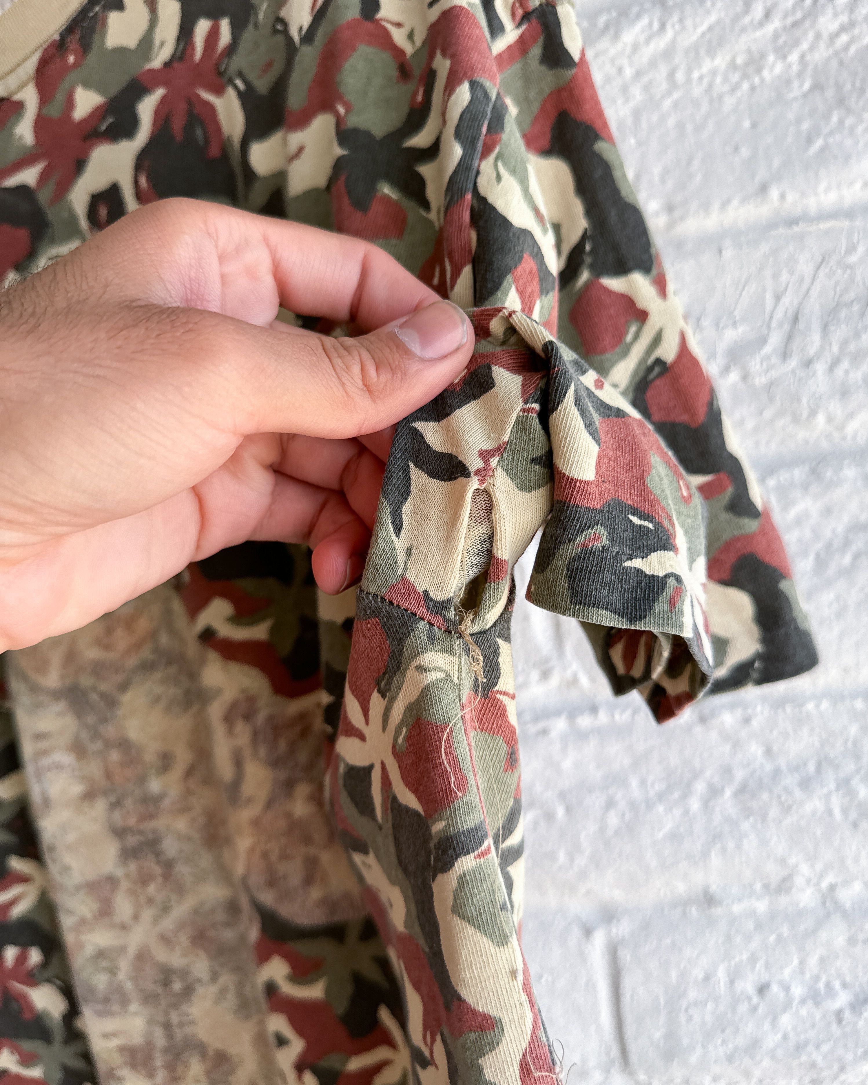 Camel Vintage 90s Camel Cigarettes Camo All Over Print T Shirt XL Size US XL / EU 56 / 4 - 8 Thumbnail