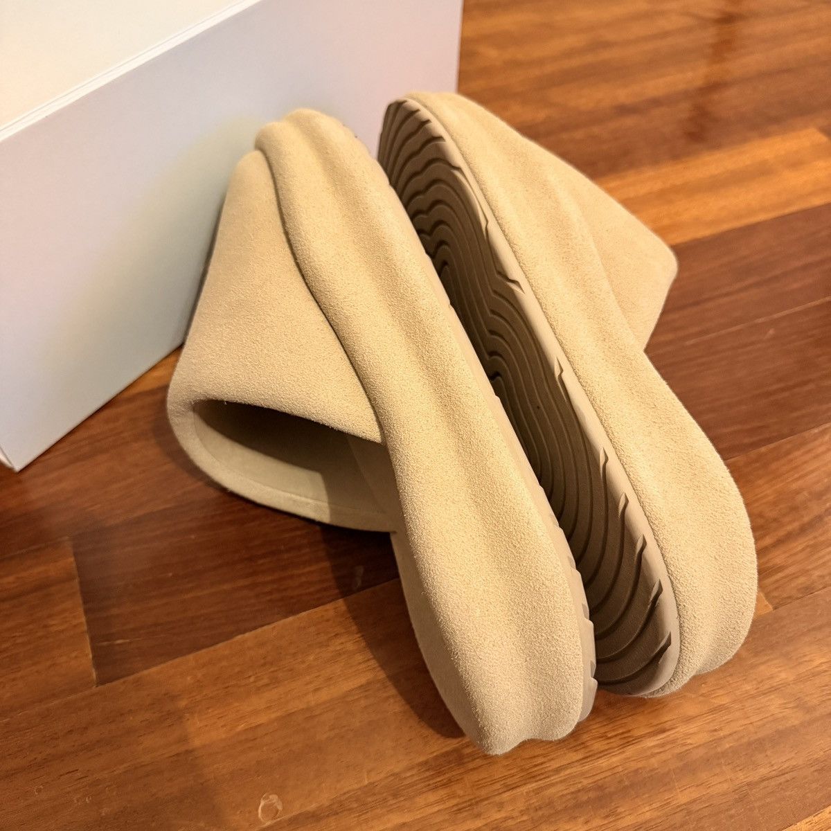 SKYLRK SKYLRK slippers smooth suede 41 Size US 8 / EU 41 - 5 Thumbnail