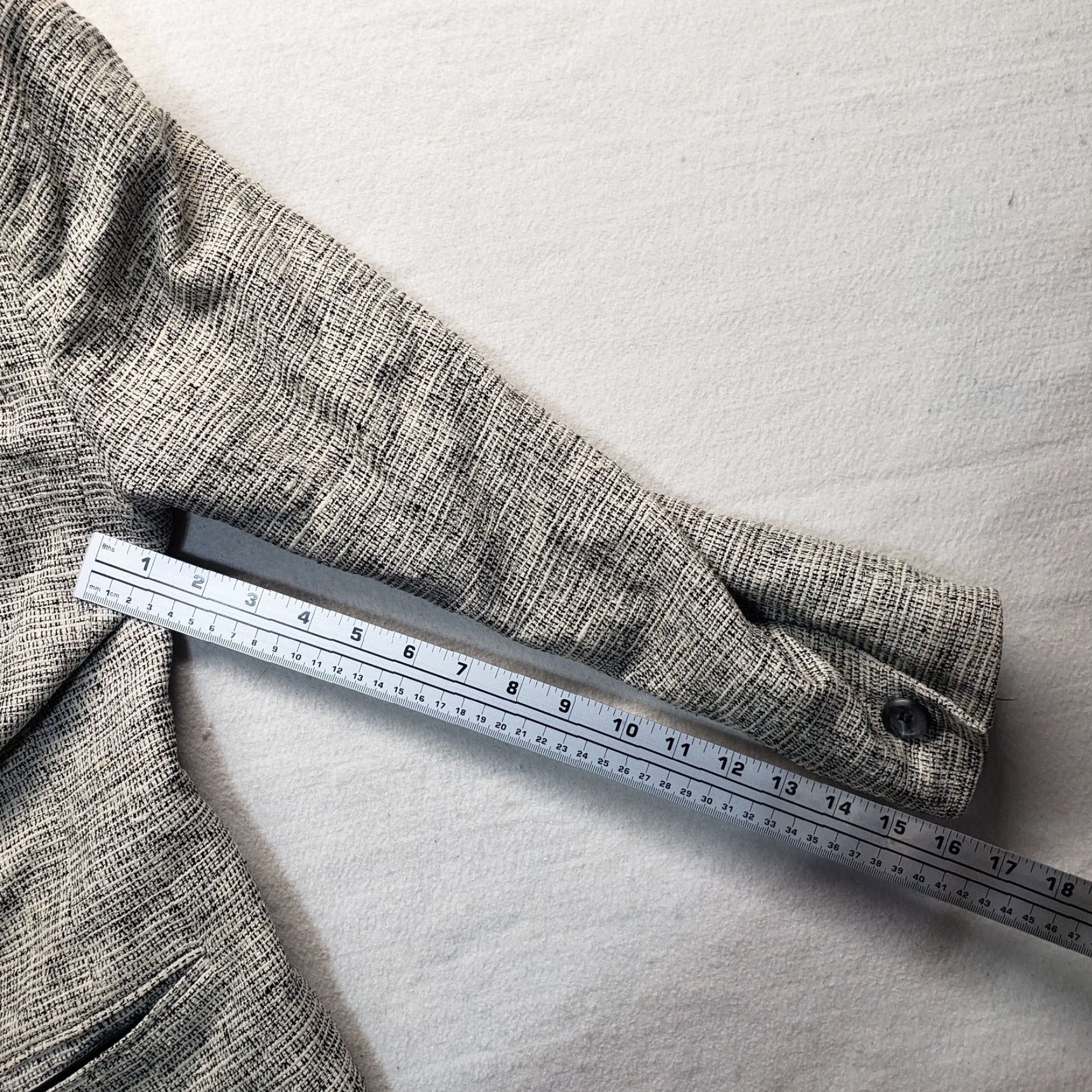 Nicole Farhi NICOLE FARHI Blazer Women Gray Tweed Size 12 Vintage No Jacket Coat Open Shoulder Pads Smart Casual - 12 | Adult Womens Size XL / US 12-14 / IT 48-50 - 5 Thumbnail