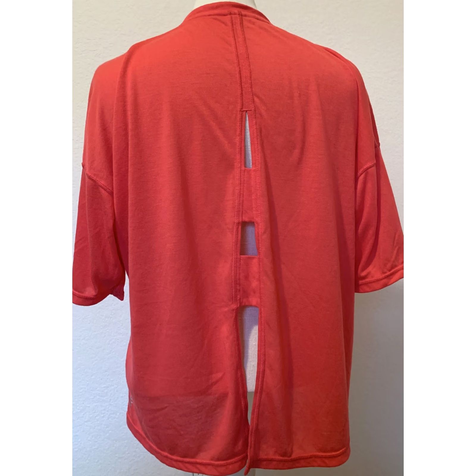 Calvin Klein CALVIN KLEIN WOMEN'S TOP Pink Open Back Short Sleeve Size-L Knit Back Detail Casual Regular Fit Women Size L / US 10 / IT 46 - 2 Thumbnail