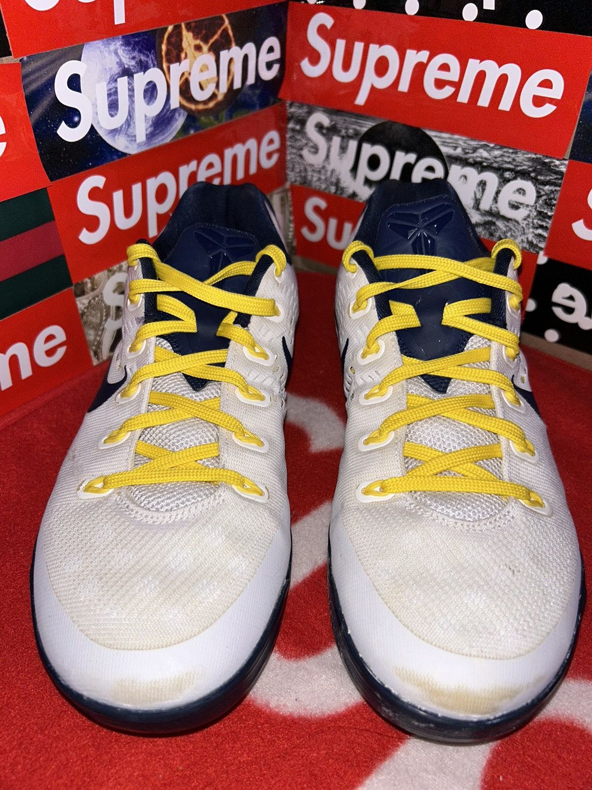 Nike Nike Kobe 9 IX Low ID Size 8 688501-997 Michigan Size US 8 / EU 41 - 2 Thumbnail