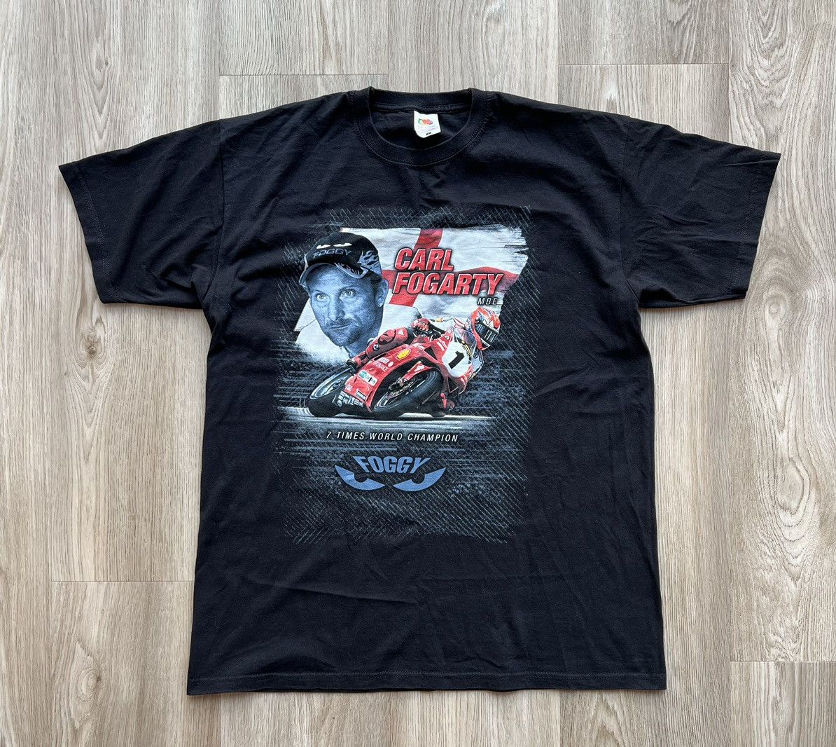 Vintage Vintage Carl Fogarty Foggy Motorcycle Racing T-Shirt Size US L / EU 52-54 / 3 - 1 Thumbnail