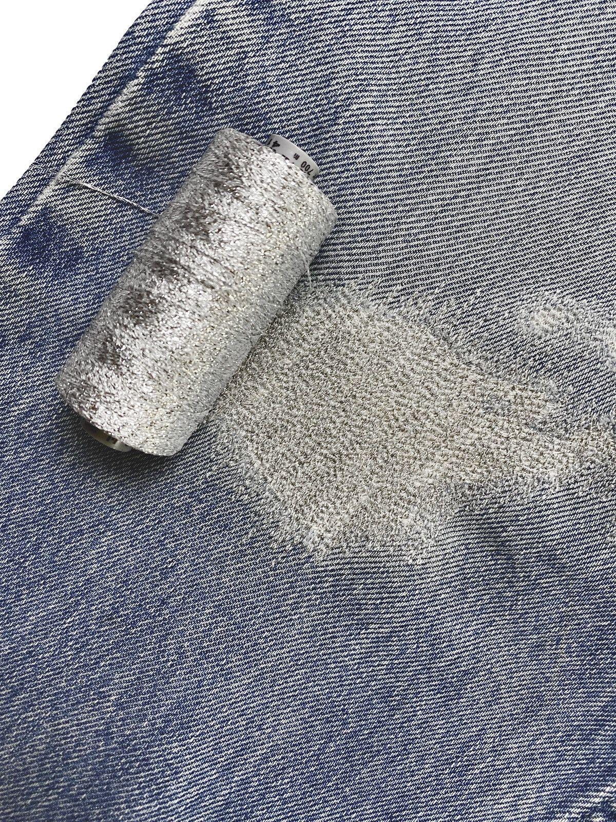 Levi's Vintage Levis 521s Thrashed and Repaired/Darned W32 L30 Size US 32 / EU 48 - 5 Thumbnail