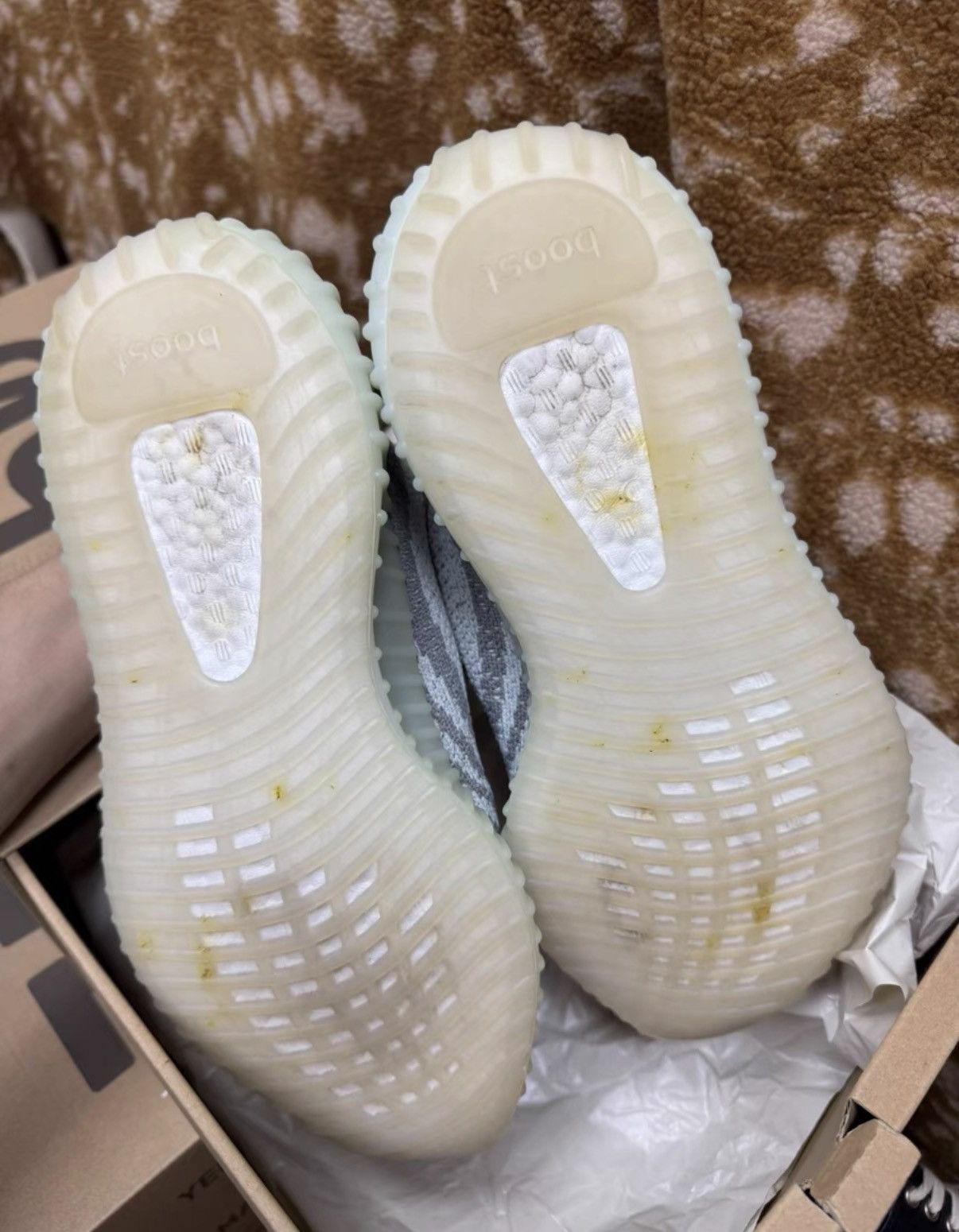 Adidas Adidas Yeezy 350 Blue Tint K37 Size US 8 / EU 41 - 9 Thumbnail