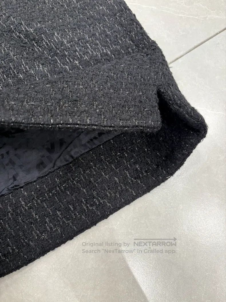 Valentino Valentino Men's Xiangfeng Black Braided Bright Thread Shor Size US 32 / EU 48 - 4 Thumbnail