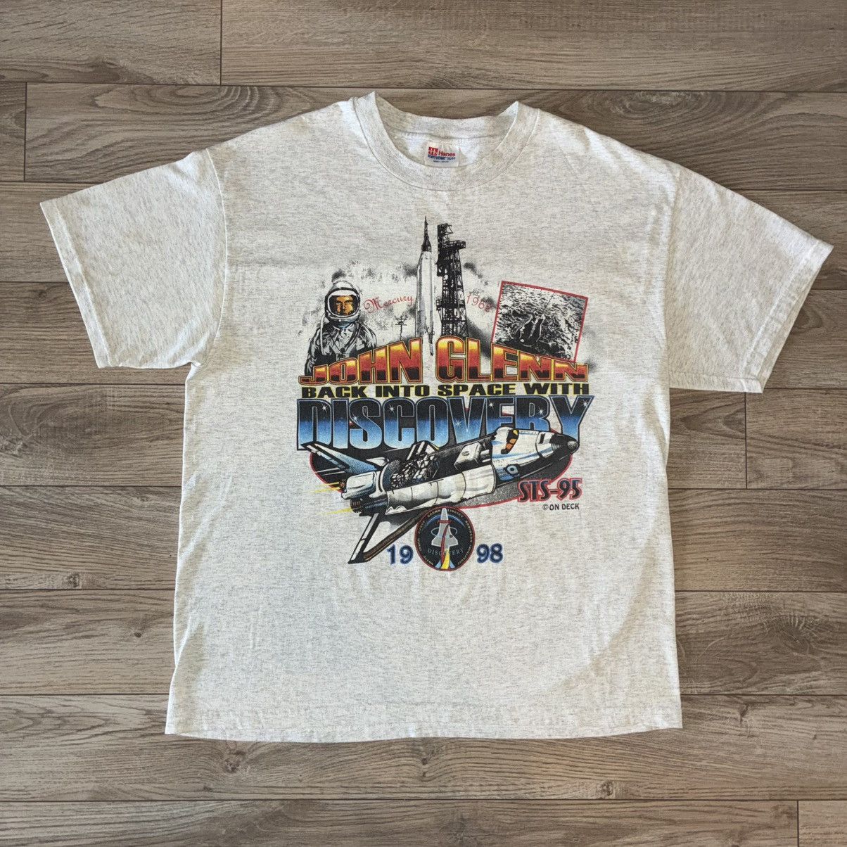 Hanes NASA Discovery John Glenn tee shirt Size US L / EU 52-54 / 3 - 1 Thumbnail
