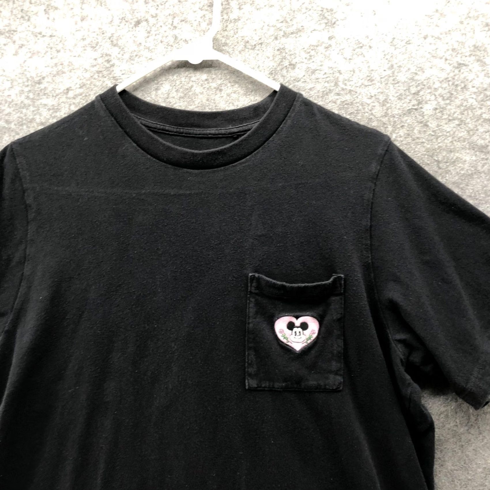 Uniqlo Uniqlo Mickey Embroidered T-Shirt Black Short Sleeve Pocket Womens XL Crew Neck Buttonless Pullover Cotton Jersey All Seasons Casual Vintage: No Size XL / US 12-14 / IT 48-50 - 3 Thumbnail