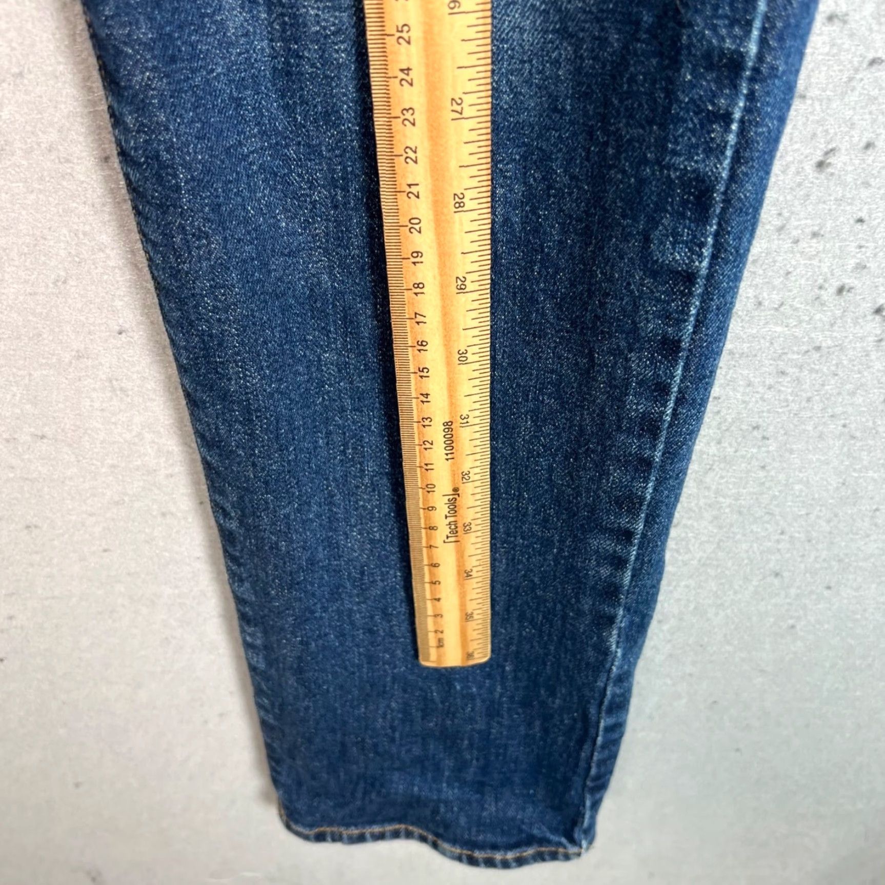 Vintage VINTAGE Colt Manufacturing Jeans Men's 30x30 Denim Distressed USA Flag Straight-Leg 30" Inseam Adult Mens Jeans Size US 30 / EU 46 - 6 Thumbnail