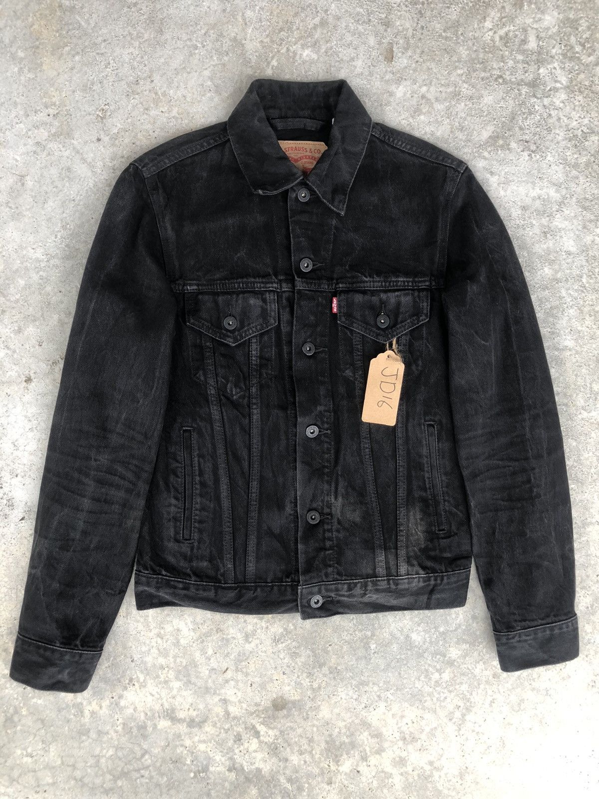 Levi's Vintage Levi’s Denim Jacket Distressed Size US S / EU 44-46 / 1 - 1 Thumbnail