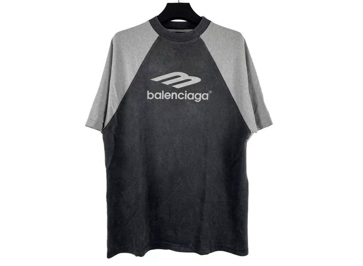 Balenciaga Gray Raglan Short Sleeve T-Shirt Size US M / EU 48-50 / 2 - 1 Thumbnail
