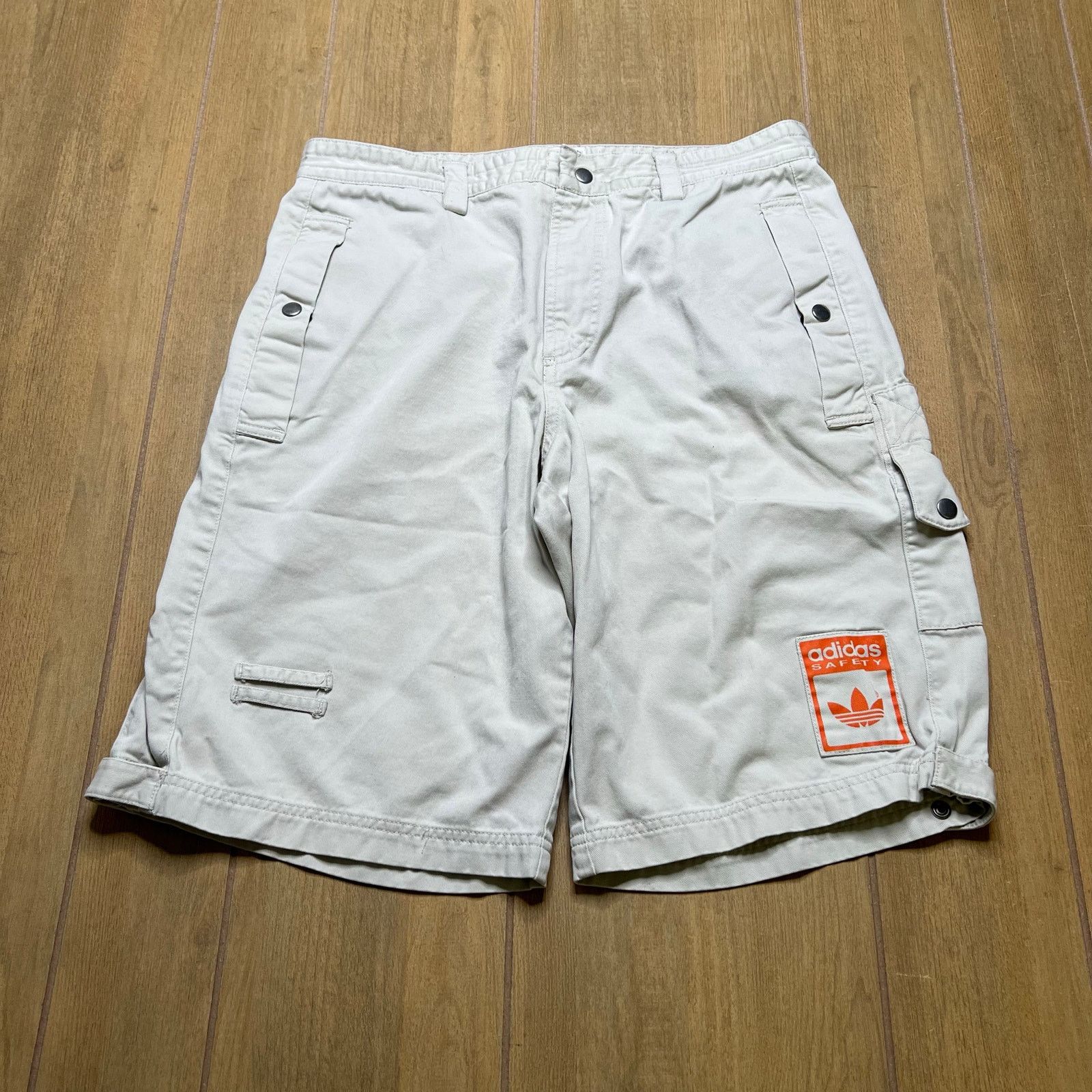 Adidas Adidas Safety Cargo Shorts Mens M Sample Rare Vintage Y2K Size US 32 / EU 48 - 11 Thumbnail