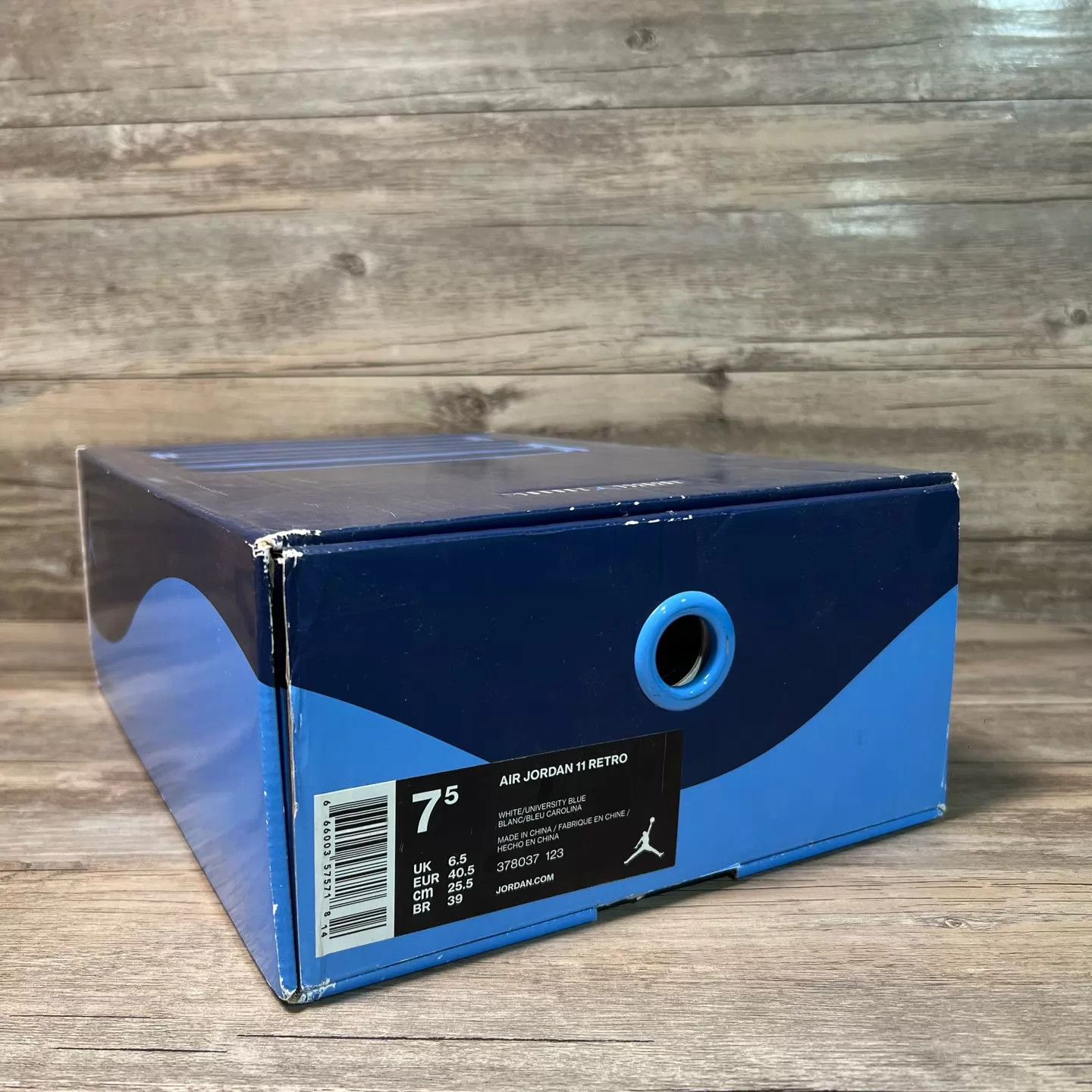 Nike Air Jordan 11 UNC Blue/White/Navy Size US 7.5 / EU 40-41 - 8 Thumbnail