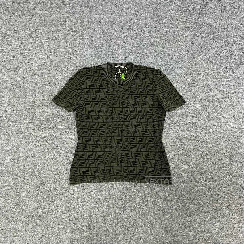Fendi Fendi Logo Embossed Knit Short Sleeve Size S / US 4 / IT 40 - 1 Thumbnail
